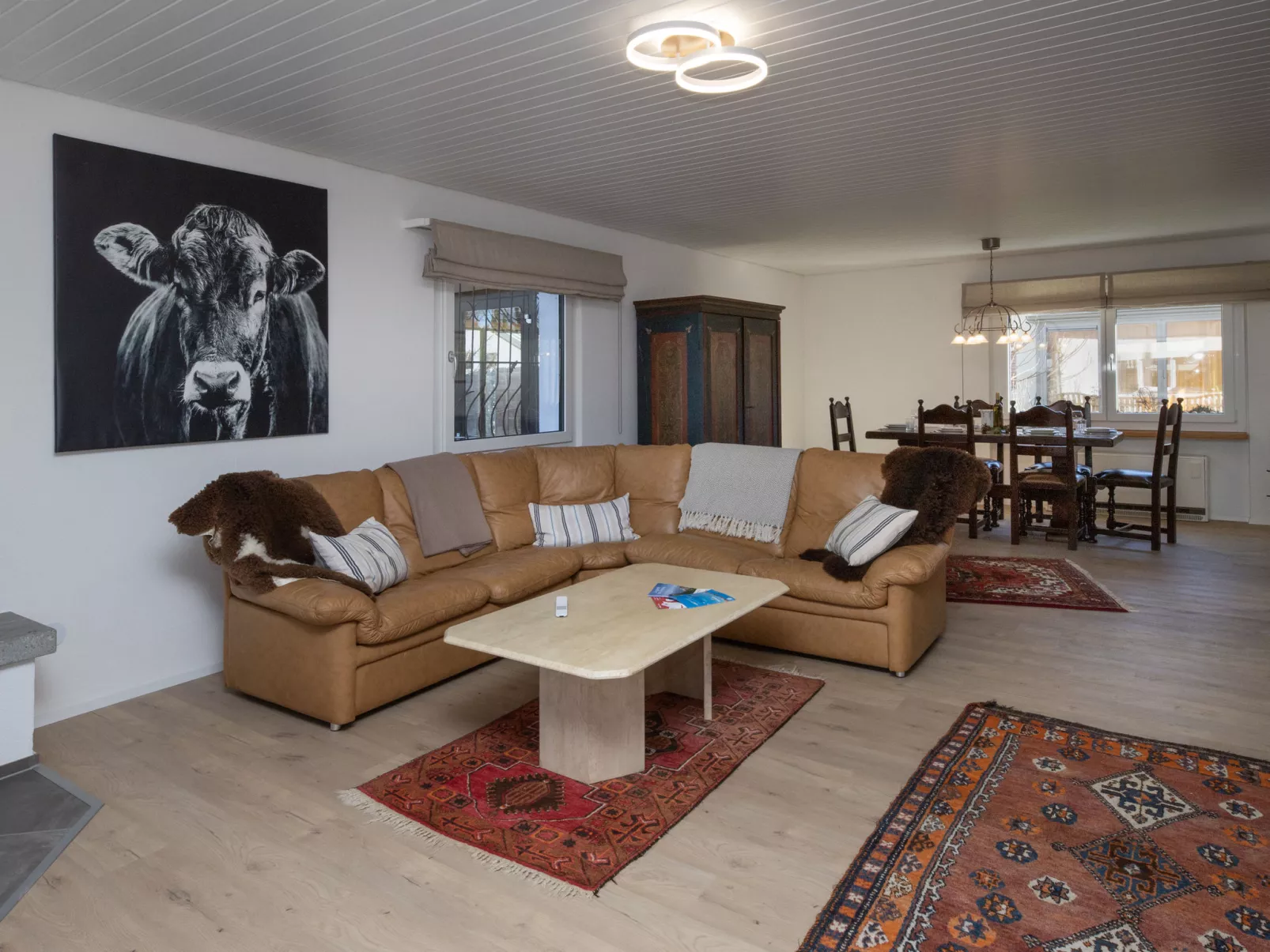 Sous-le-Moulin - Inside