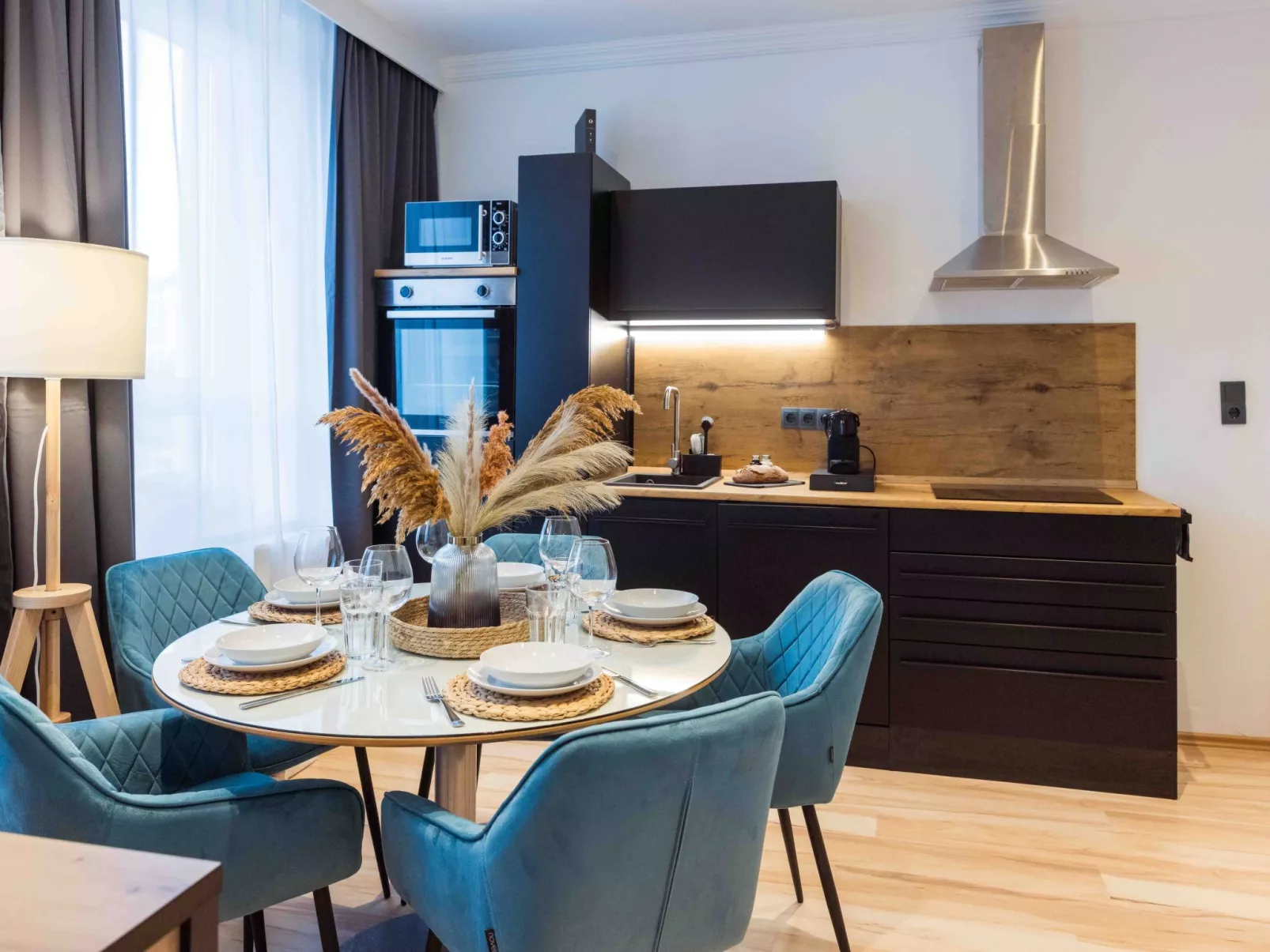 Schiller Apartment im Zentrum von Hof. Küche, Parkplatz, 250MBit Wlan - Inside