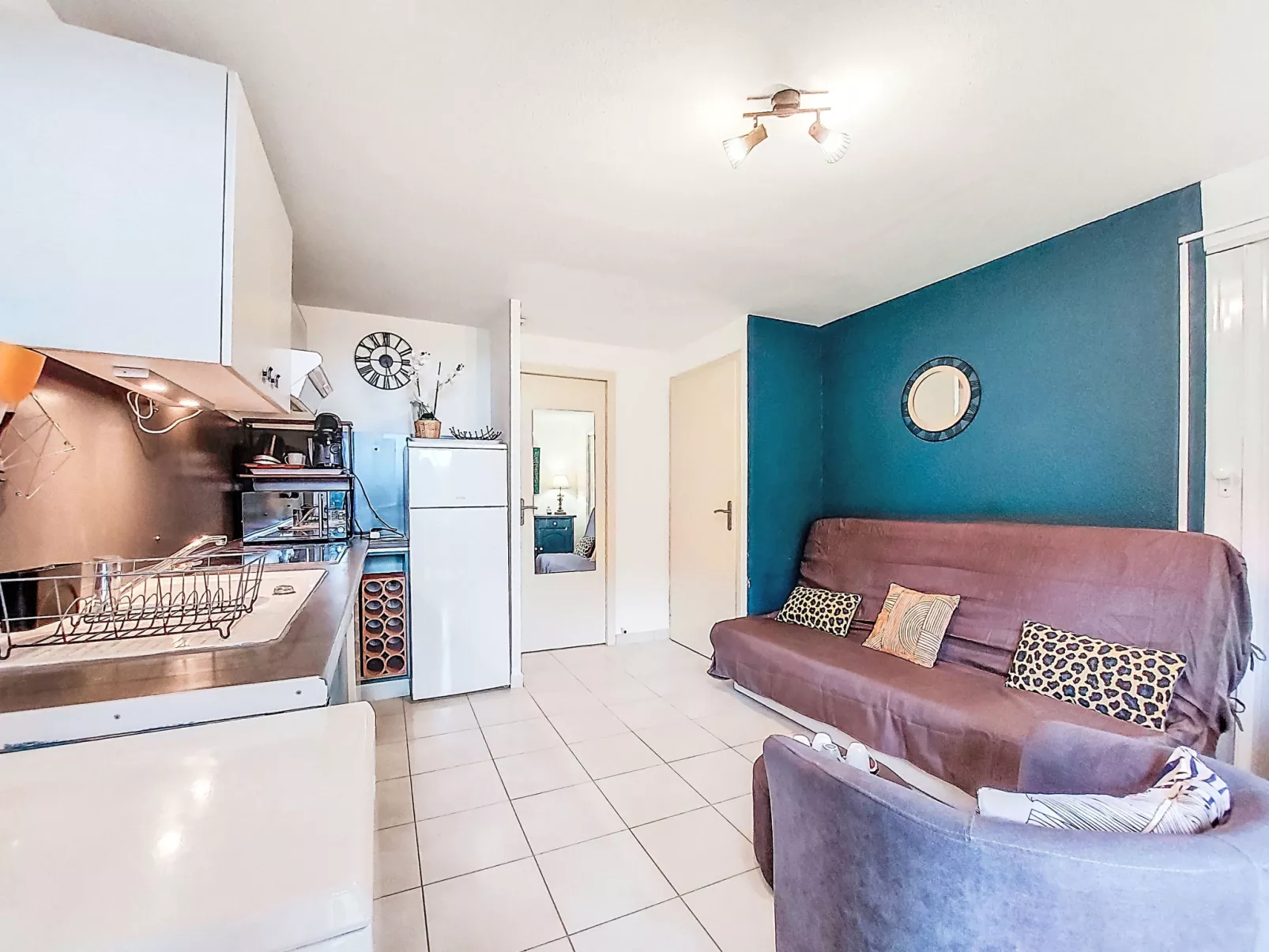 Cap de Mer - Drinnen