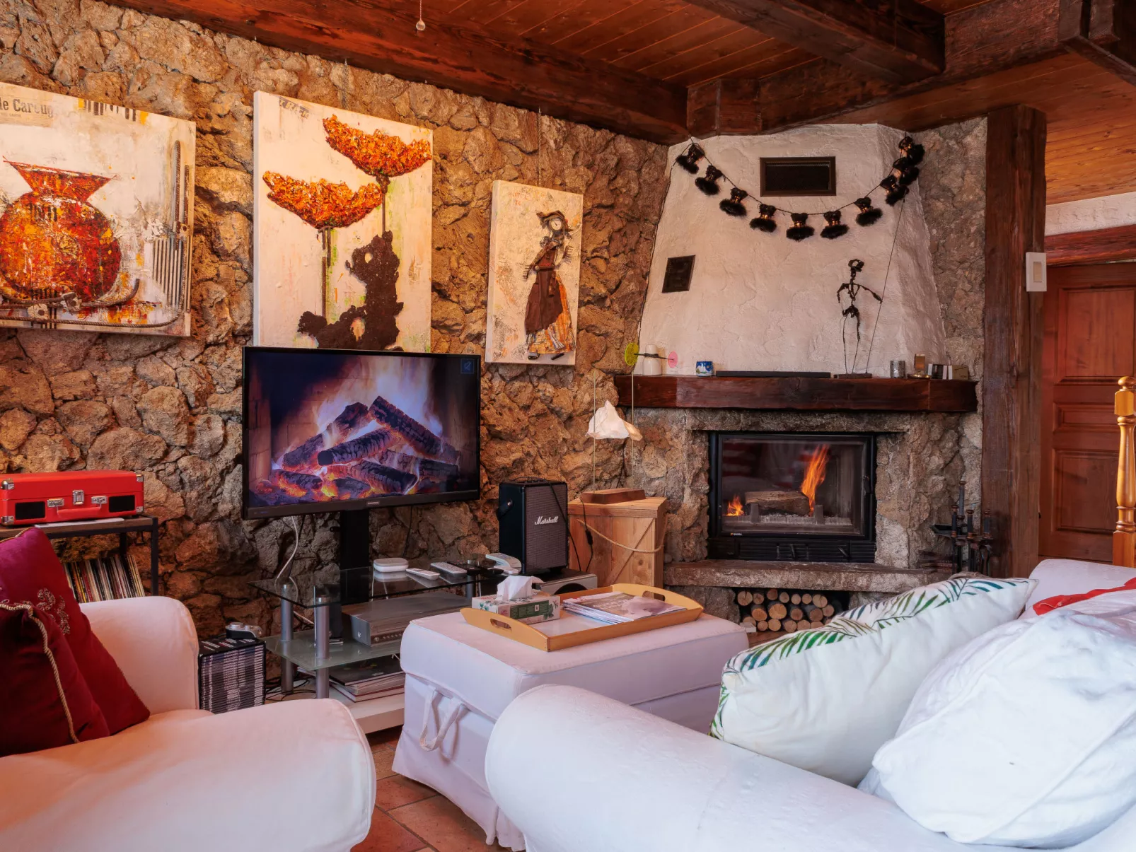 Mayens du Rudet - Drinnen