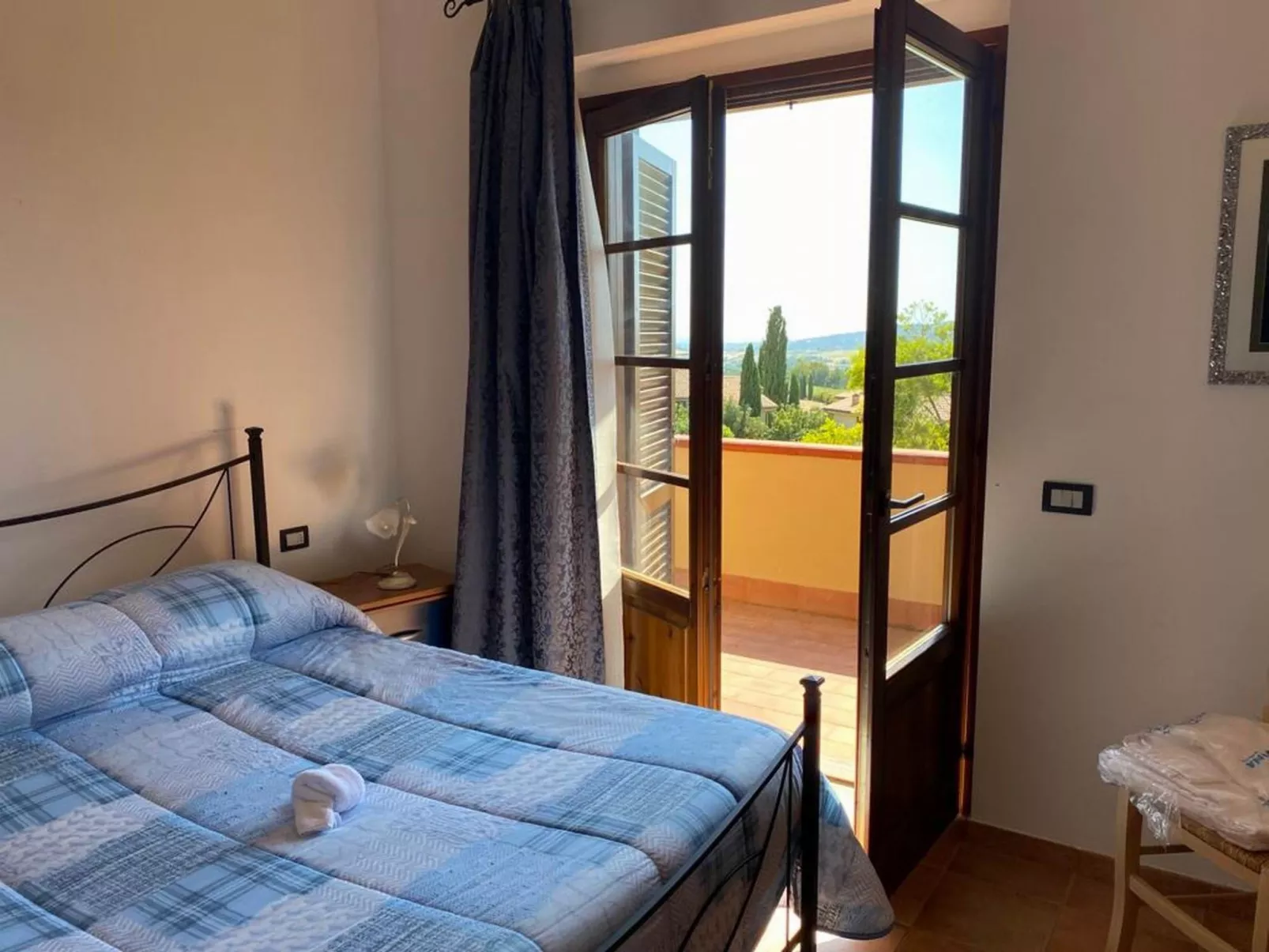 Pieve pomaia trilo flach - Inside