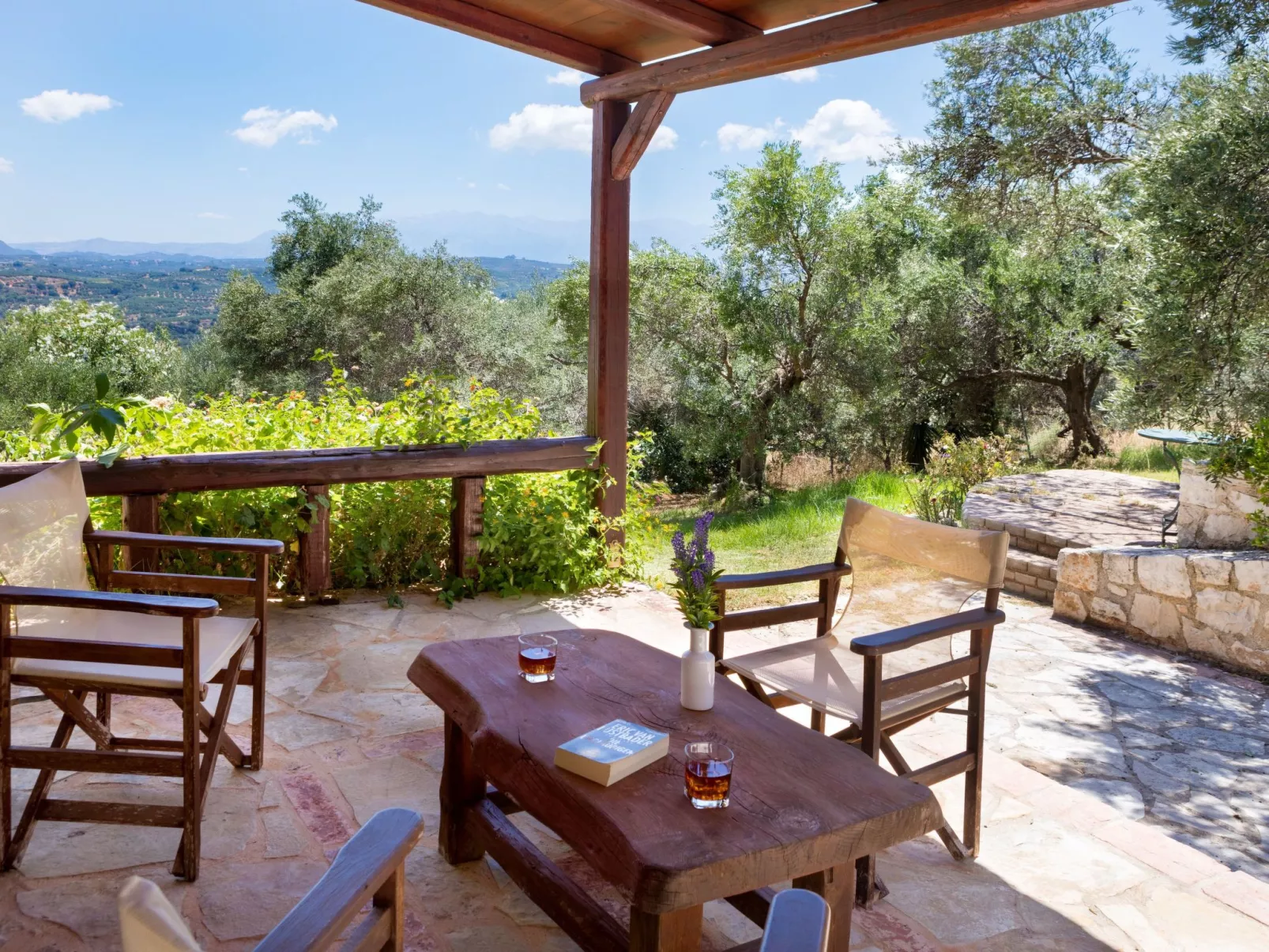 Familienvilla mit privatem Pool und Kinderbereich - Image-tags.info