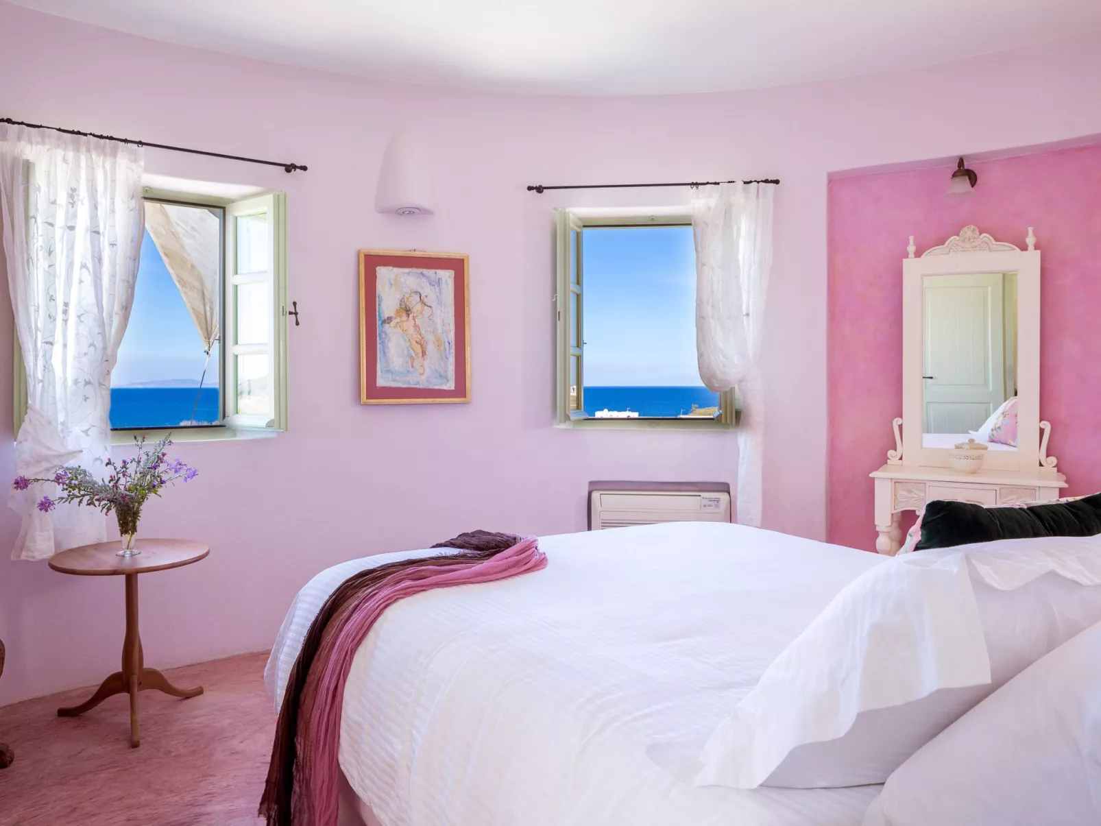 "Green Windmill Villa" - Inside