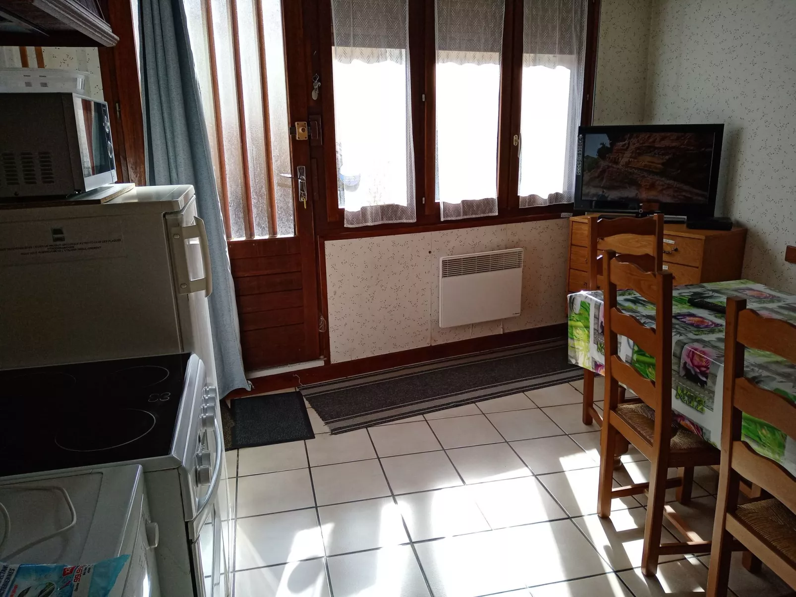 Vermietet schöne Wohnung 1 bis 6 Personen - Drinnen