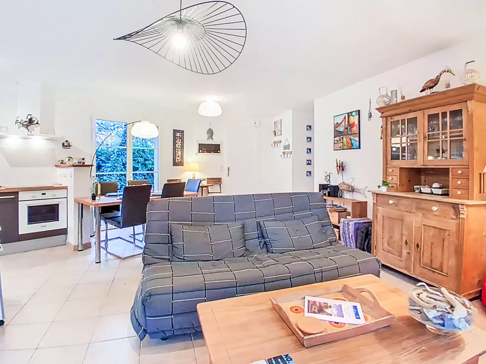 Le marché - Drinnen