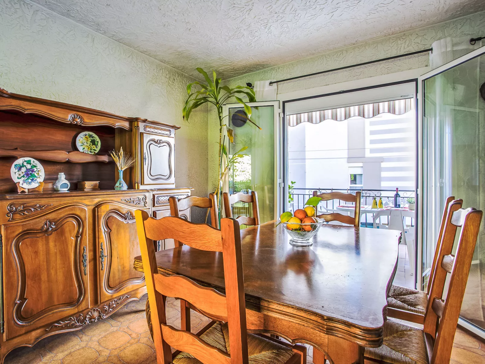 Maison Valensole - Drinnen