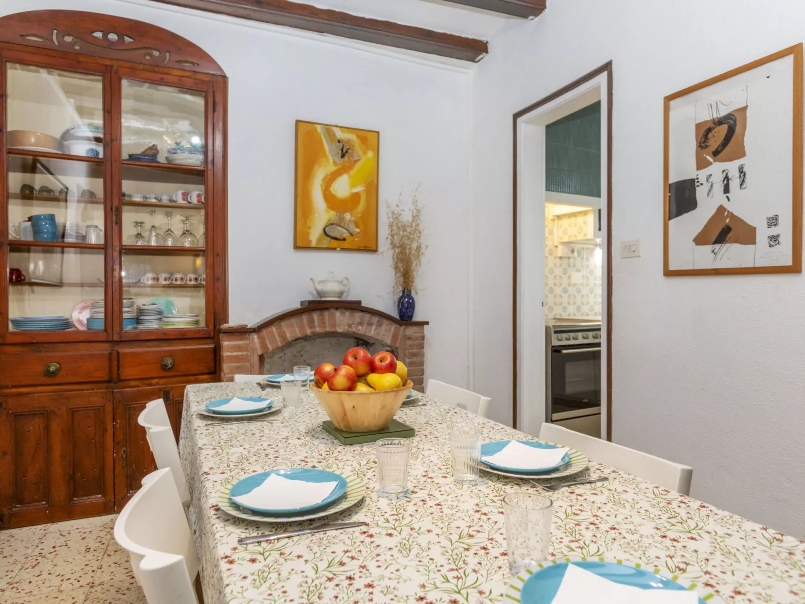 Urban Plaza Palafrugell - Drinnen