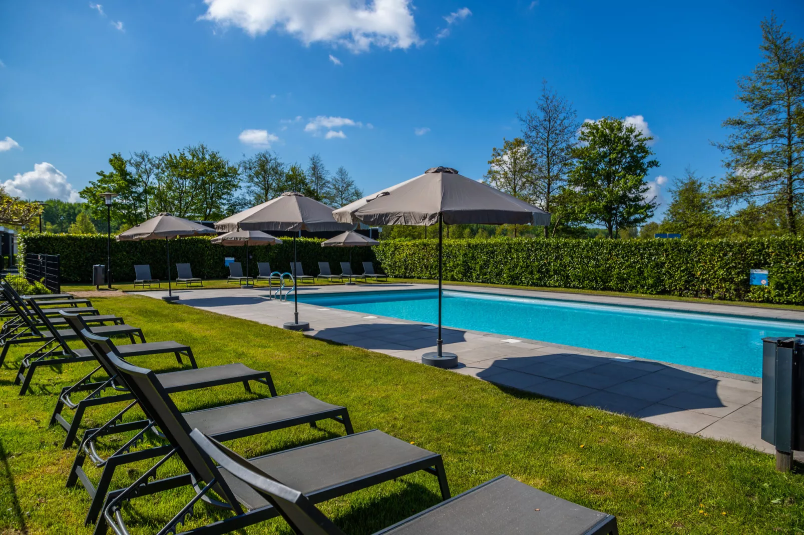 Resort Buitenhuizen 11-Park facilities
