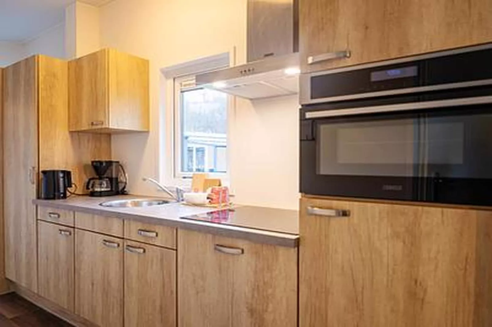 Duinhoeve Chalet Zeeland (huisdier toegestaan) - Kitchen