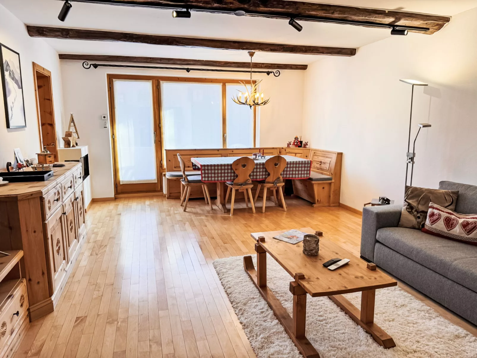 Dmura - Fewo Bernina - Drinnen