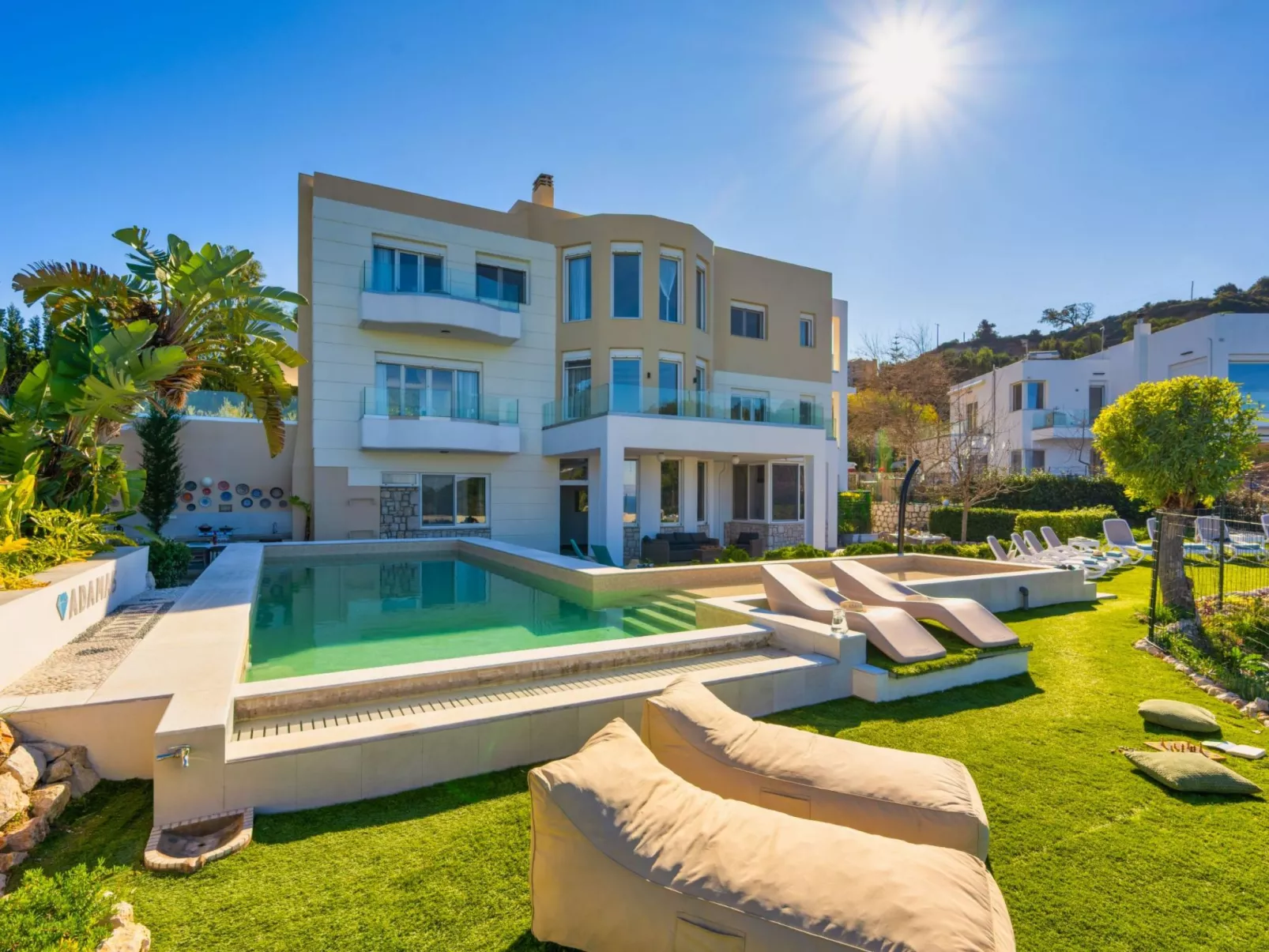 "Adamas Villa Rhodos" - Dehors