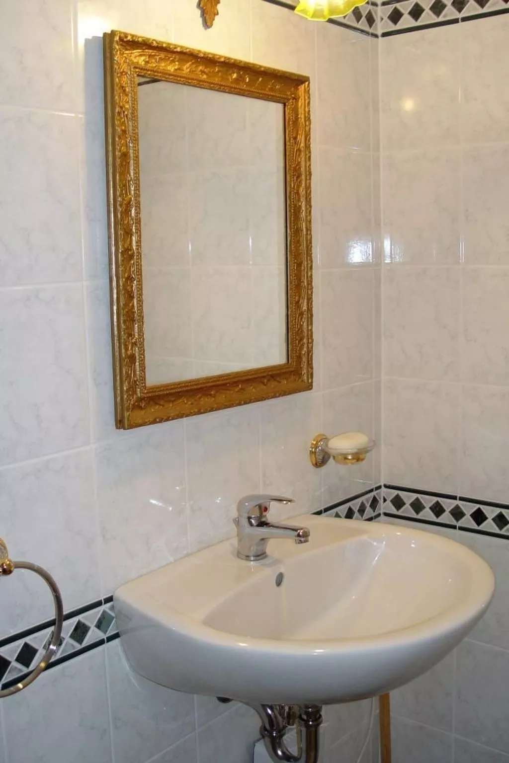 Mit großem Garten in La Prée - Image-tags.info