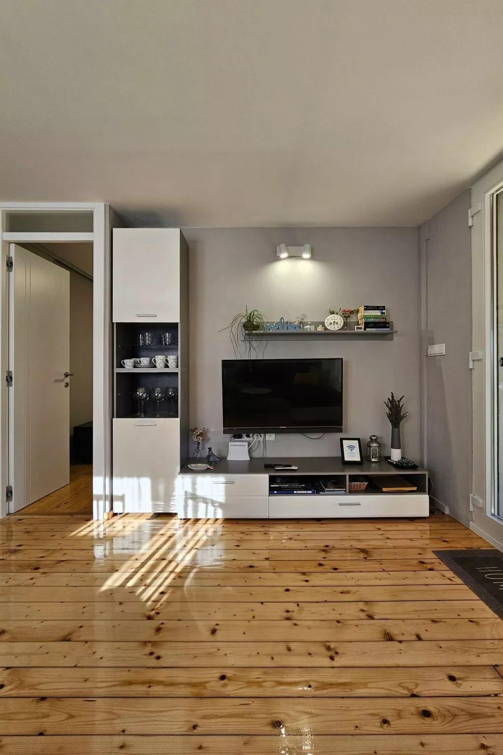 Für 4 Personen - Drinnen