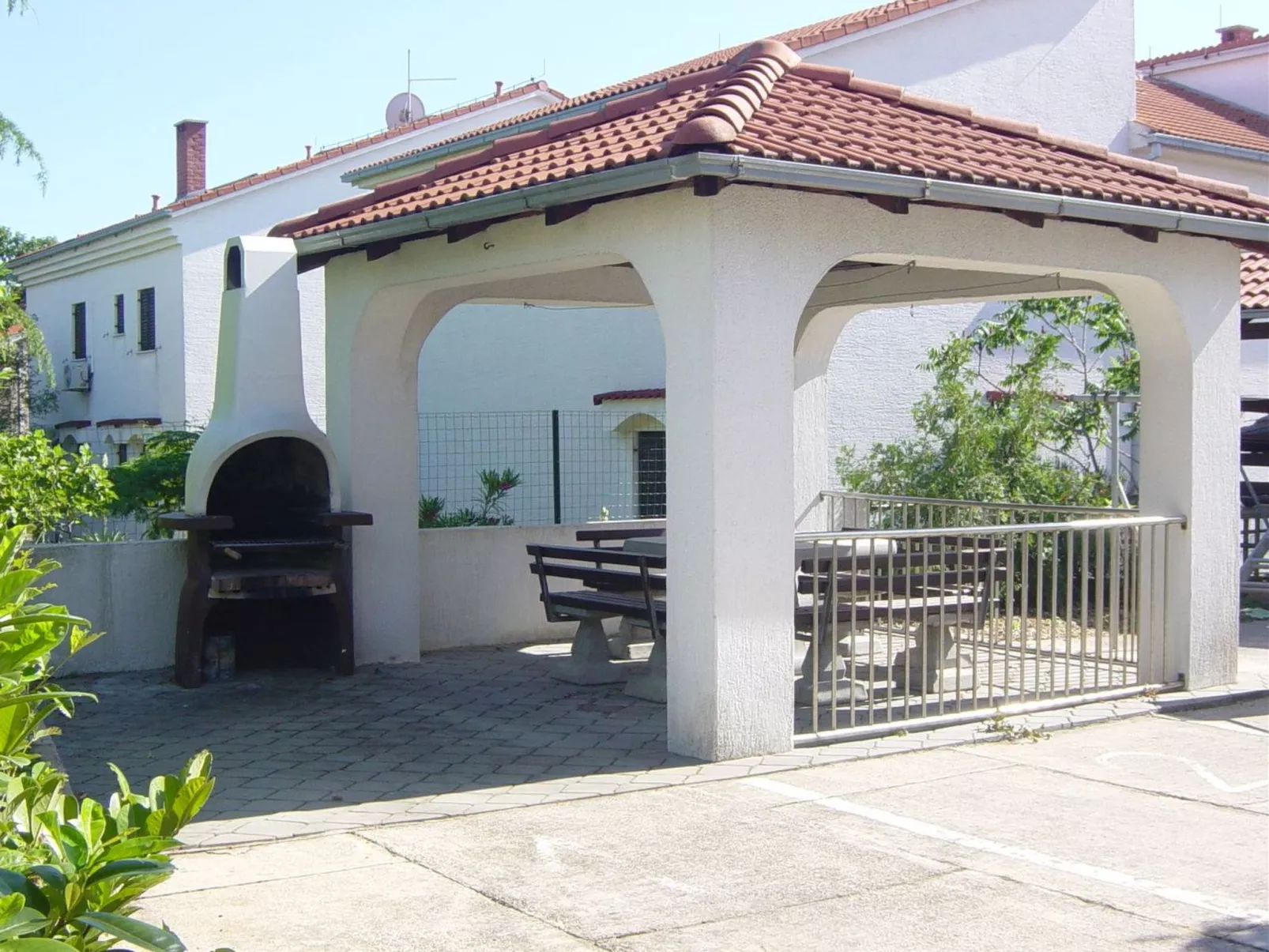 Schöne und moderne, voll ausgestattete Wohnung in ruhiger Lage - Image-tags.info