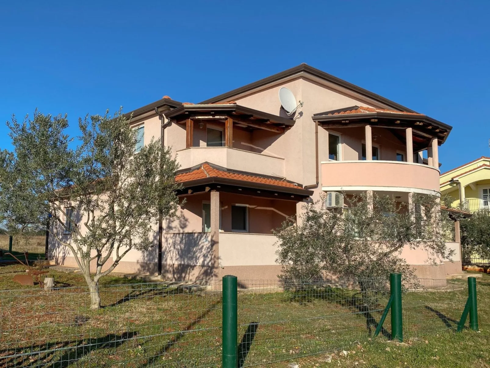 Appartement David 1 für bis zu 3 Personen mit Terrasse - Outside