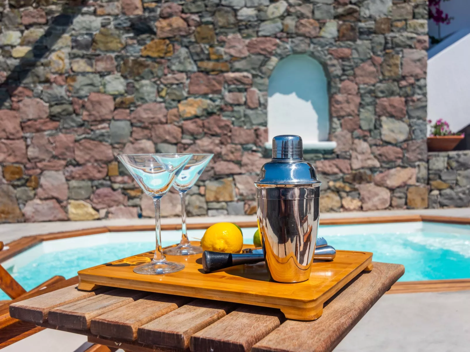 PETRA RESIDENCE MINI POOL SPA MILOS - Image-tags.info