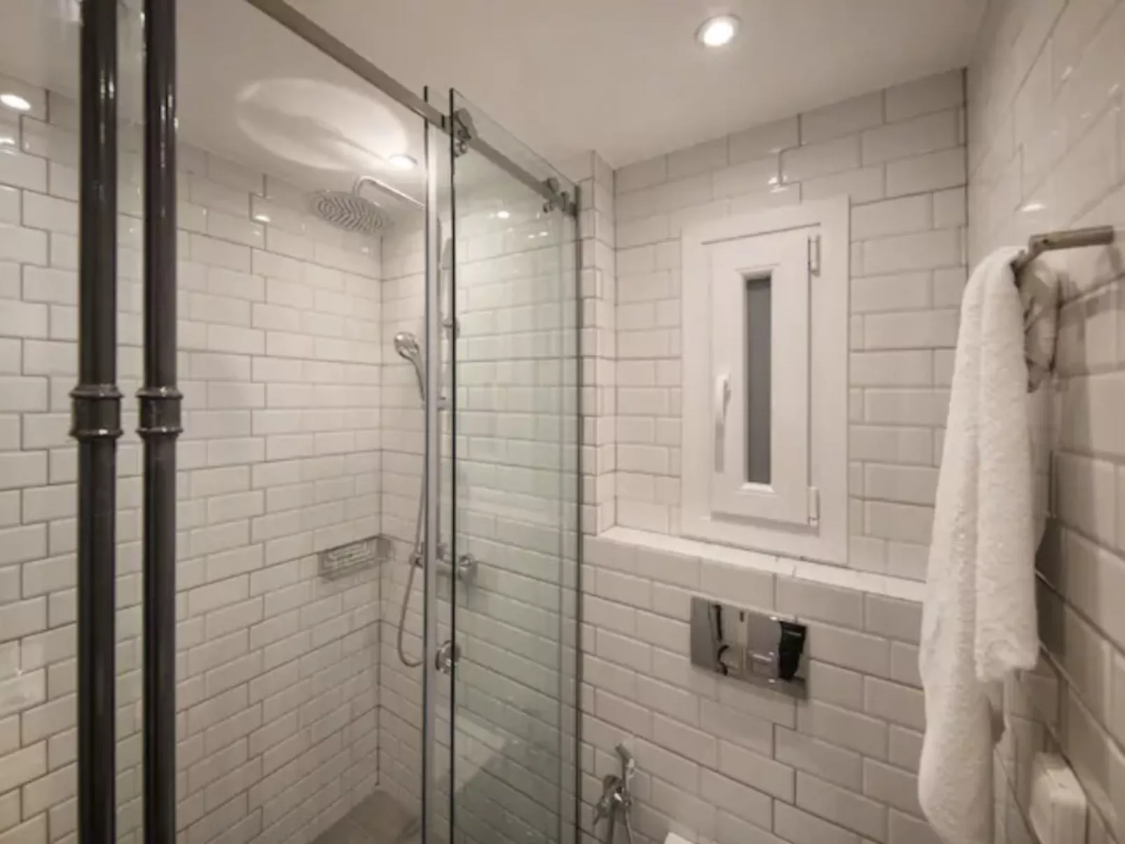 Pagrati 2 Atemberaubendes Αpartment von gianttrip - Image-tags.info