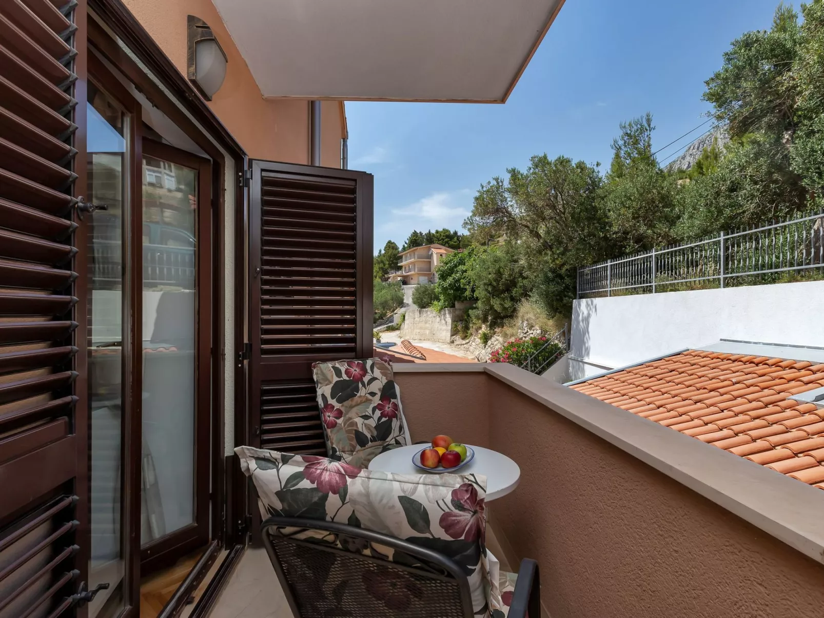 Gasthaus Lazeta - Draußen