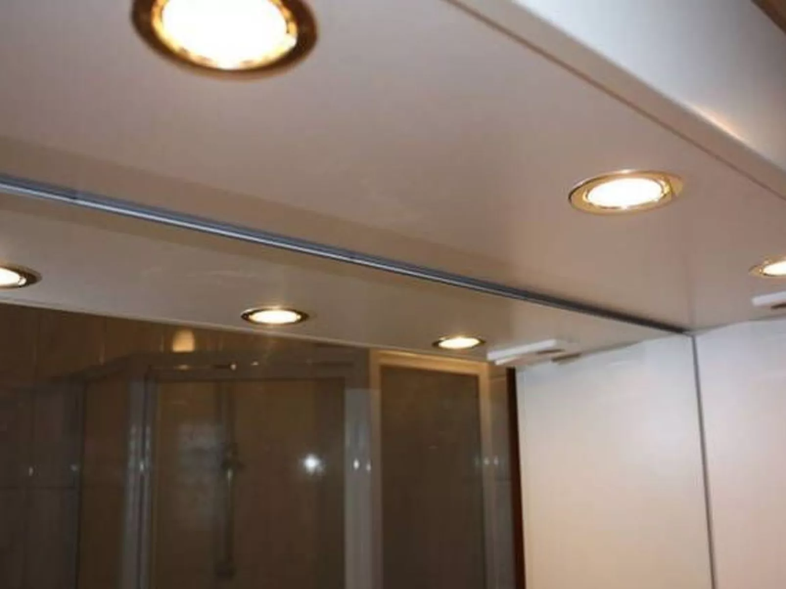 3. Etage Doppelbettzimmer ca. 20m² mit Balkon und Panoramameerblick Villa Milic - Inside