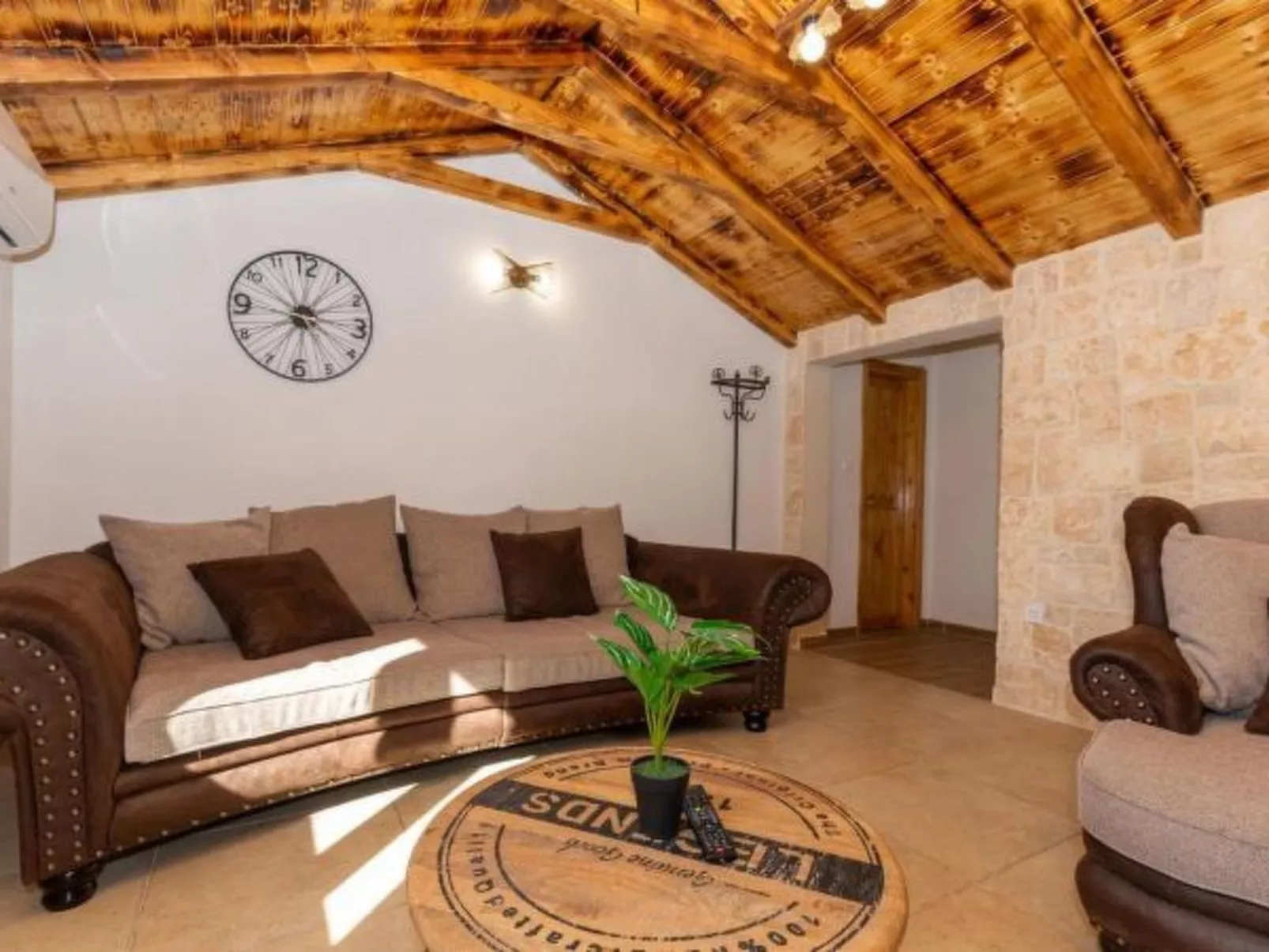 Eco Villa Solus with pool - Image-tags.info