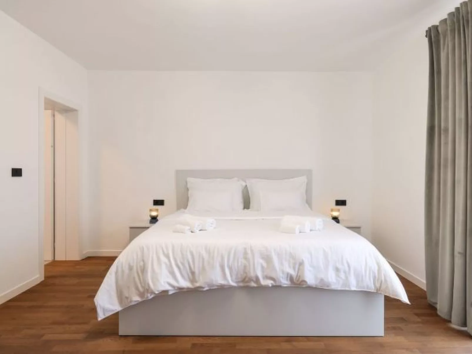 Villa Marta with heated pool and traditional taver - Image-tags.info