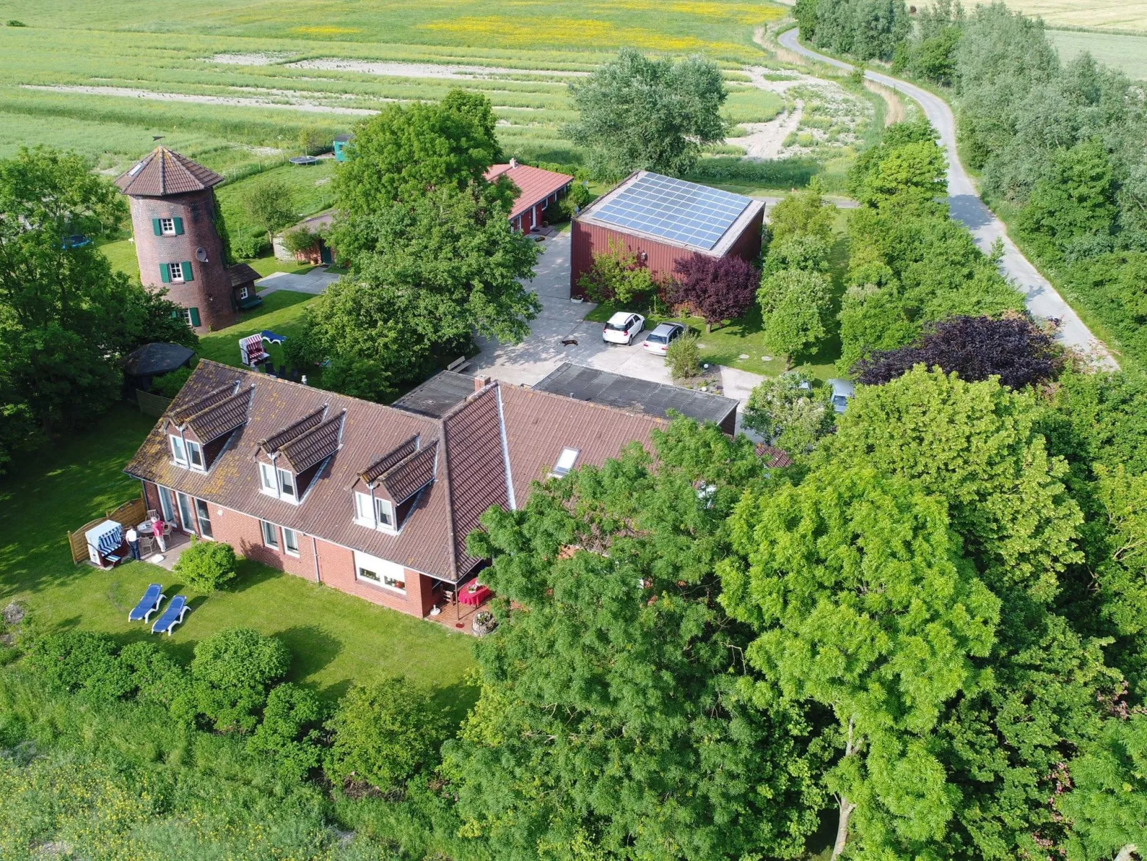 Gästezimmer mit Frühstück im Obergeschoss - Dehors
