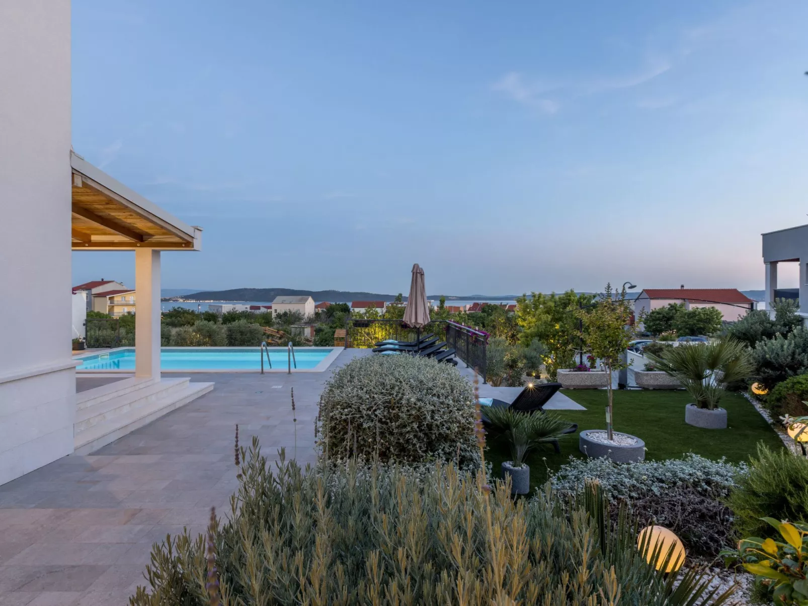 Villa Meerjungfrau - Outside