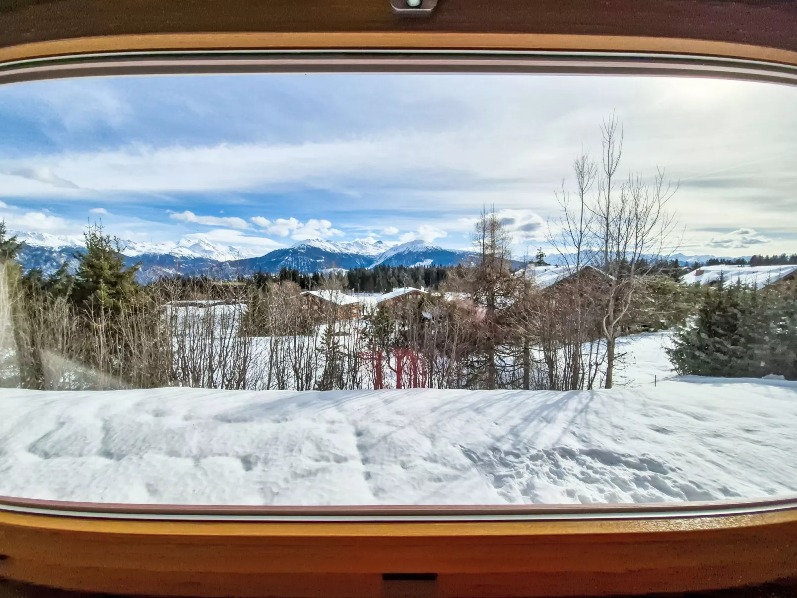 Crans-Léman 5 - Outside