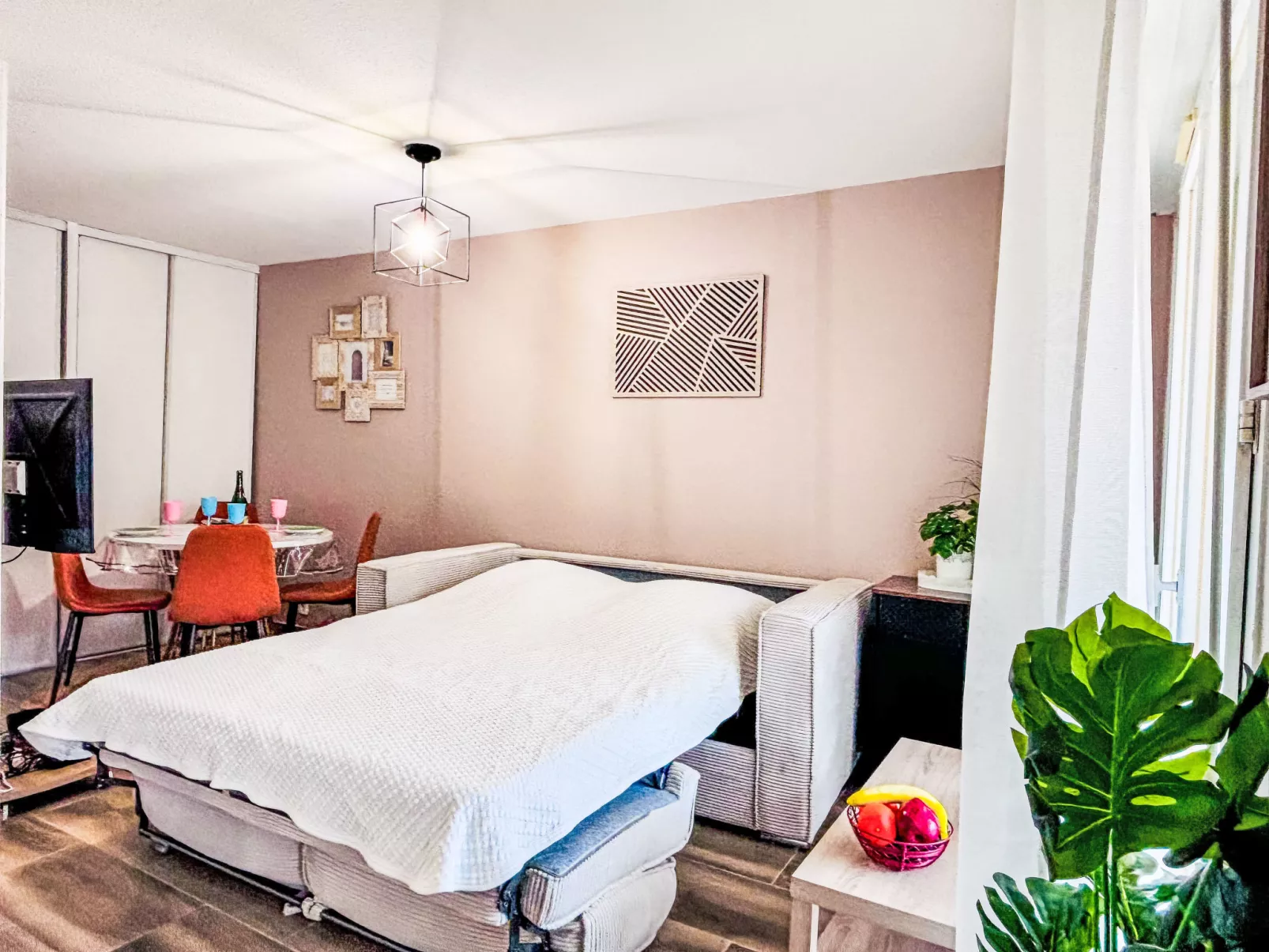 Le Riviera - Drinnen