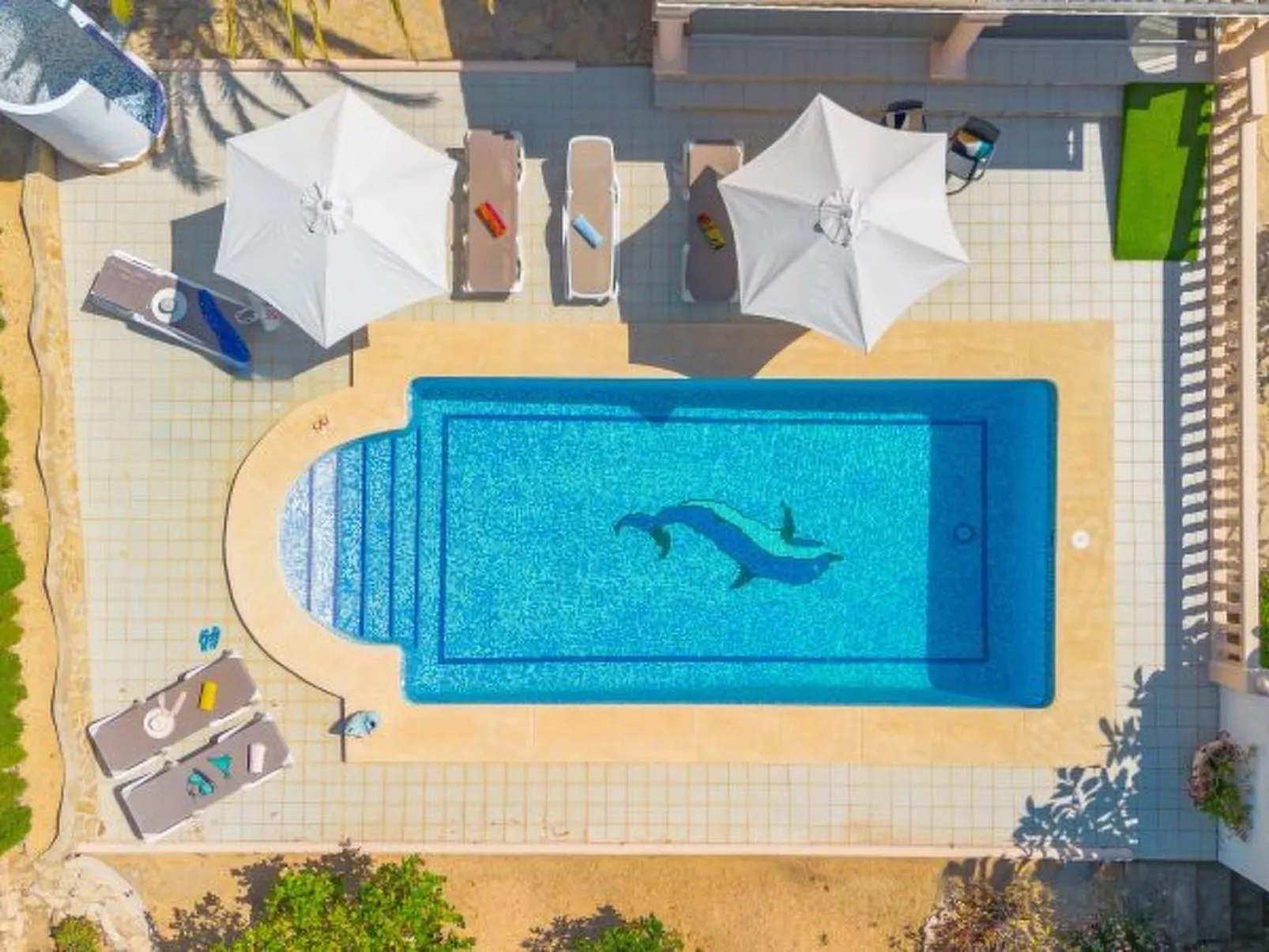 Villa Mona - PlusHolidays - Image-tags.info