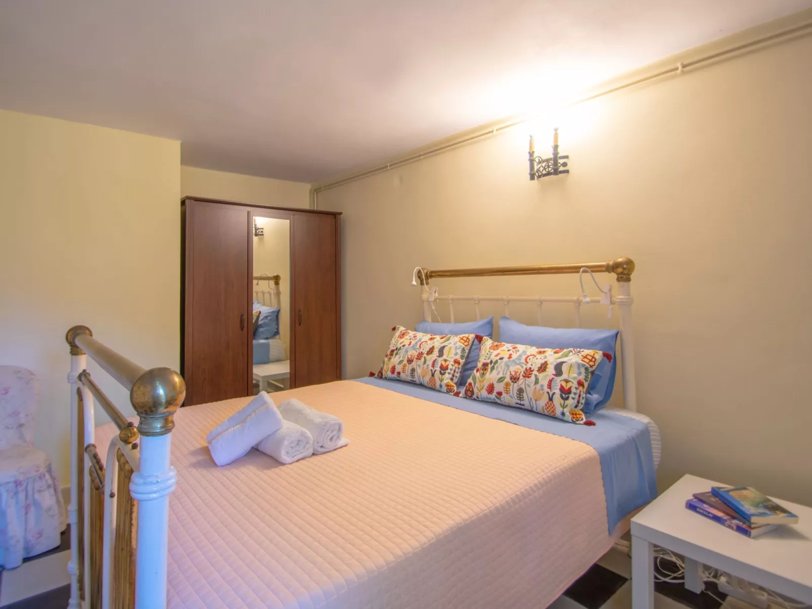 Anwesen mit Garten, Grill und Terrasse - Image-tags.info