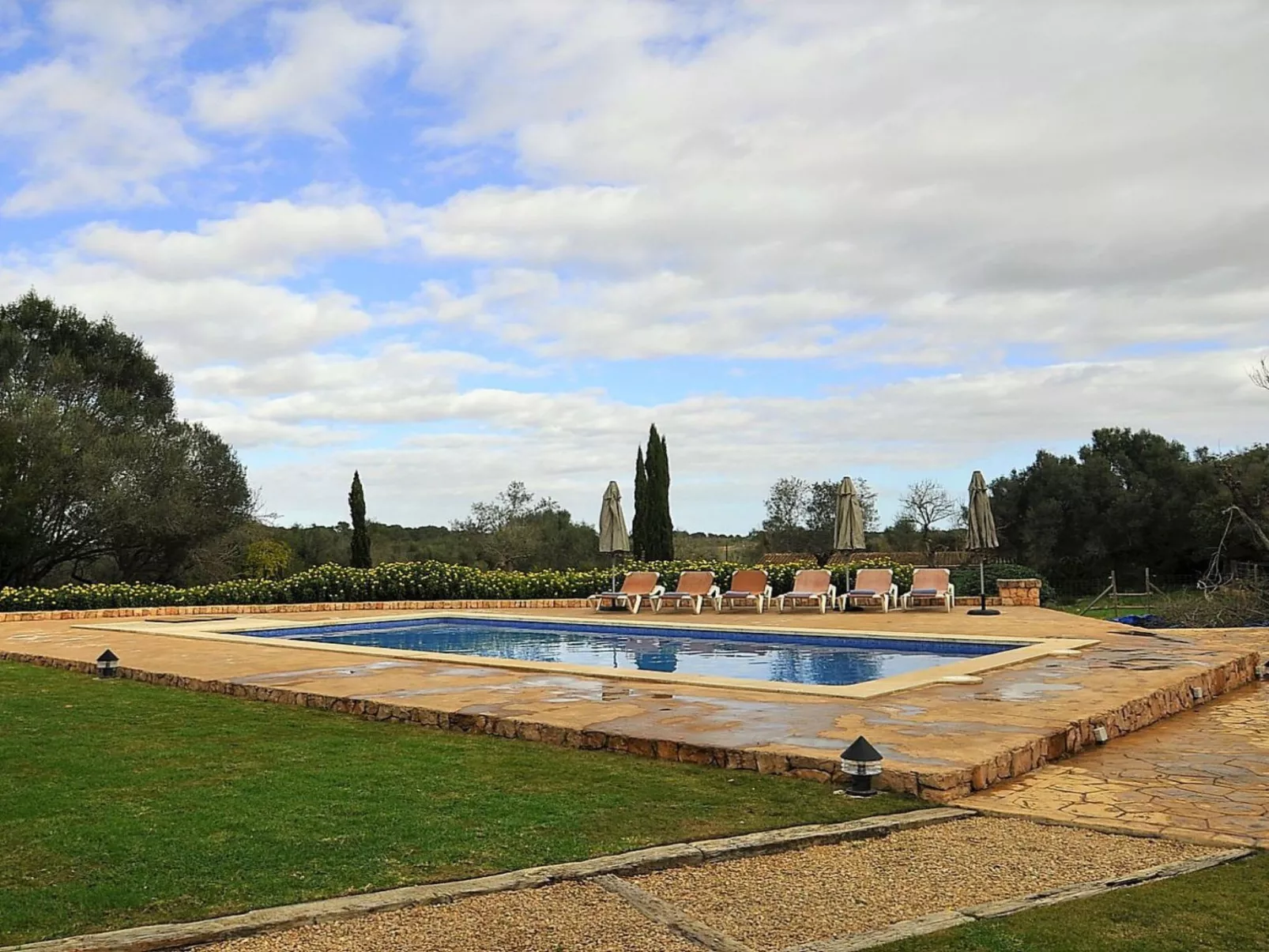 Villa "Cas Nins" - Outside