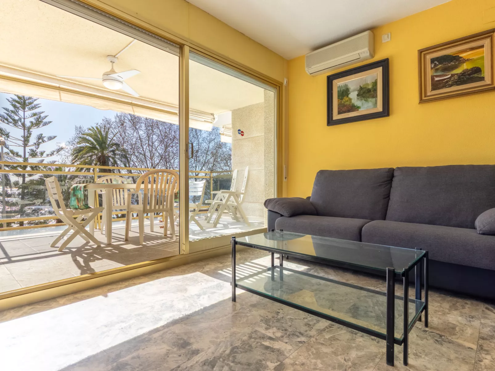 Costa Blanca I - Drinnen