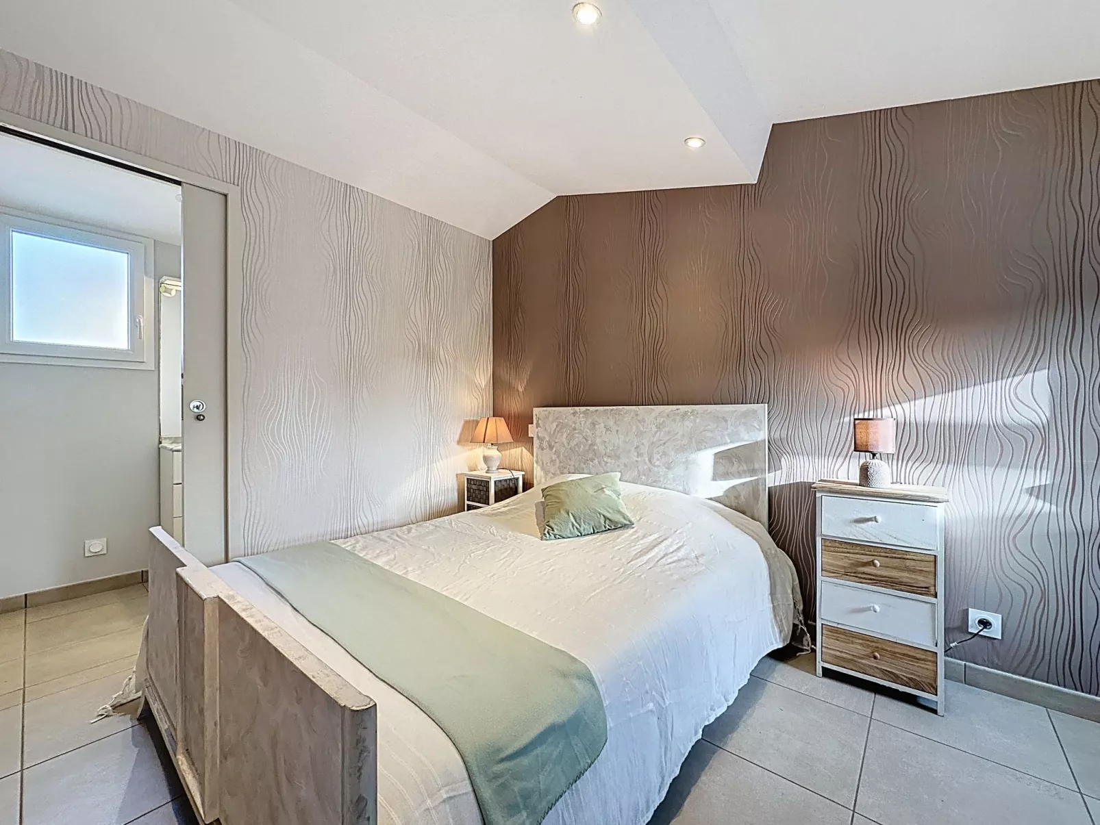 Les Rochers du Roi - Drinnen