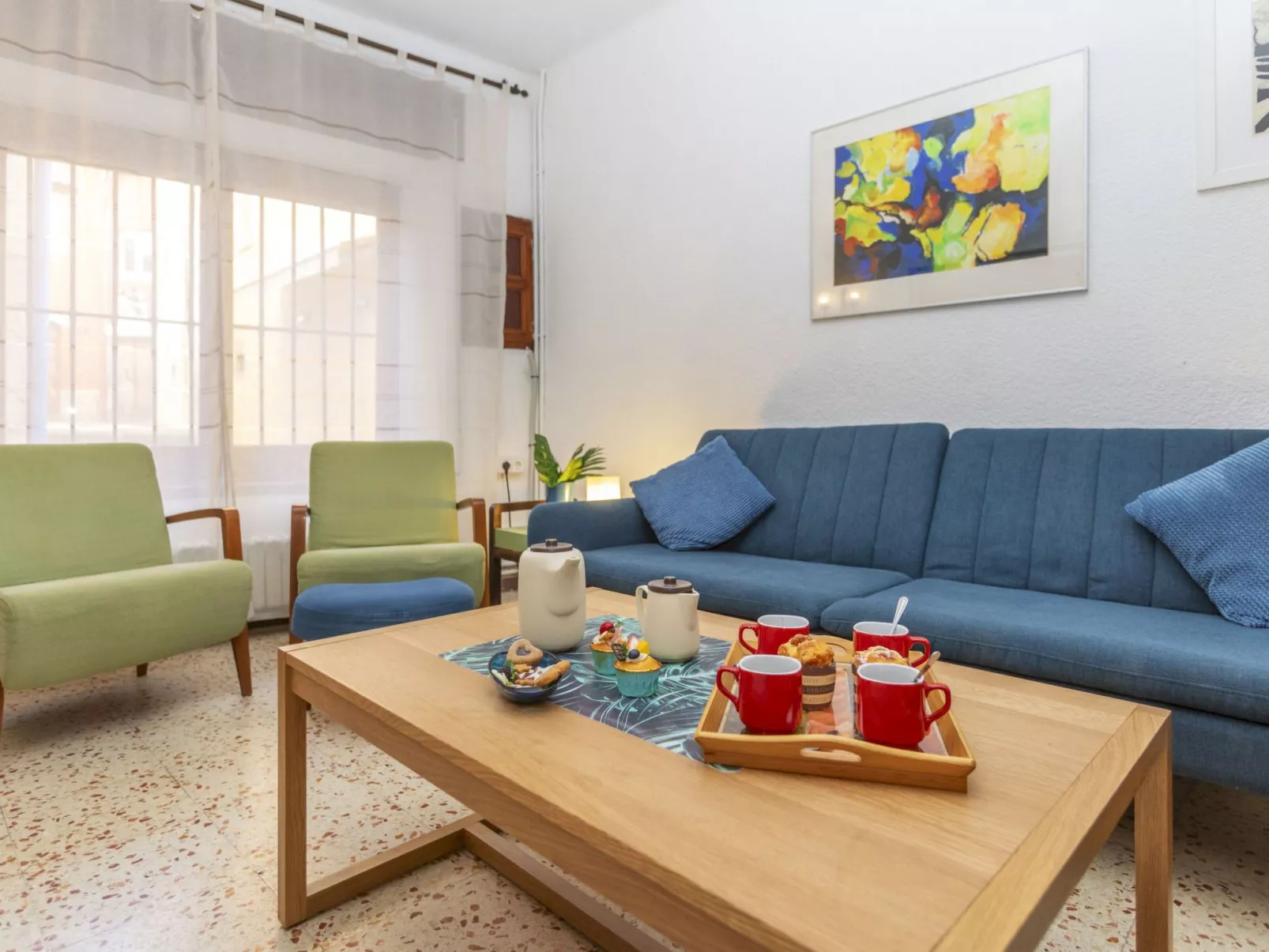 Urban Plaza Palafrugell - Drinnen