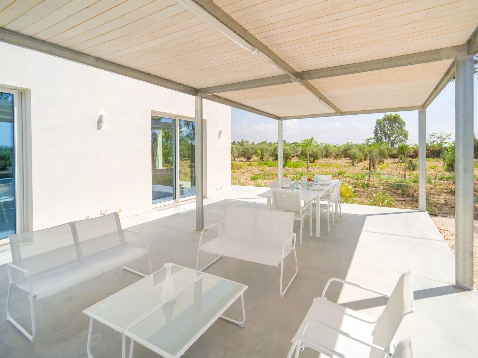 'Mamma Duna' mit Grill - Draußen