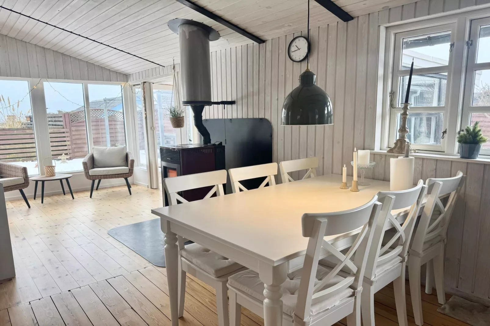 6 person holiday home in Rønde - Indoor