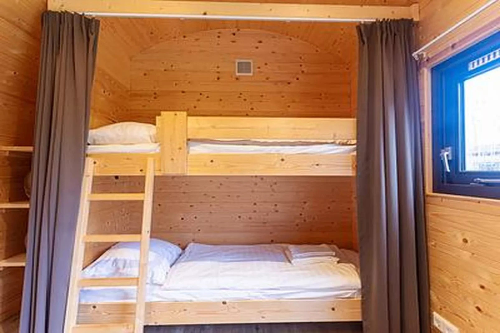 Duinhoeve Duinlodges 4pers (huisdiervriendelijk) - Chambre