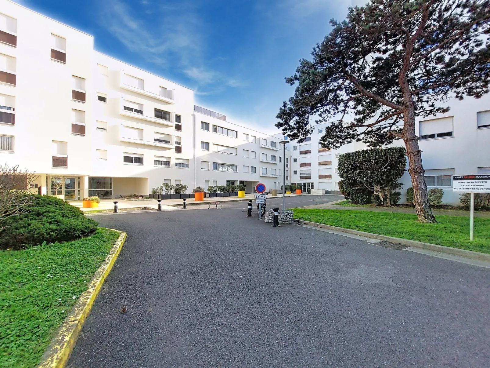 Résidence de Mons - Draußen