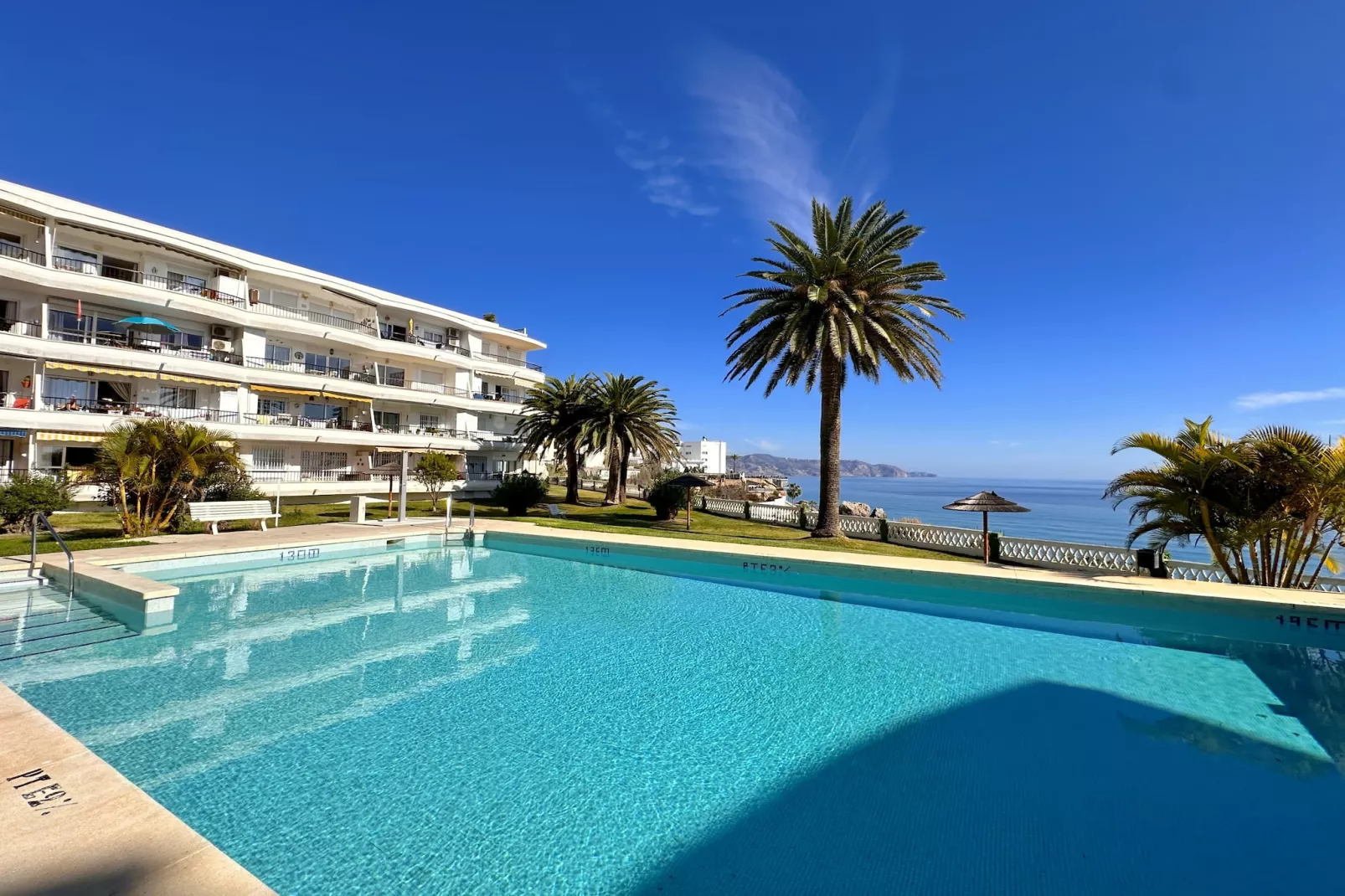 Acapulco Playa 302 by Casasol - Swimming pool