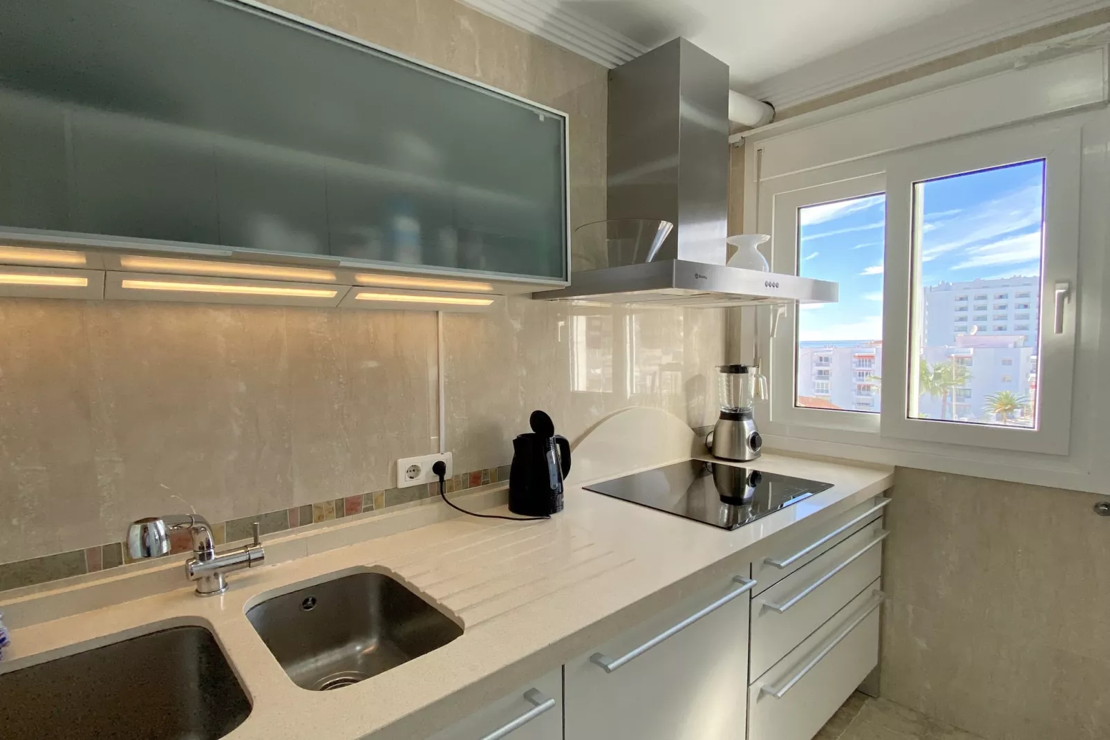 Delfin 3º3 Seaview by Casasol - Cuisine
