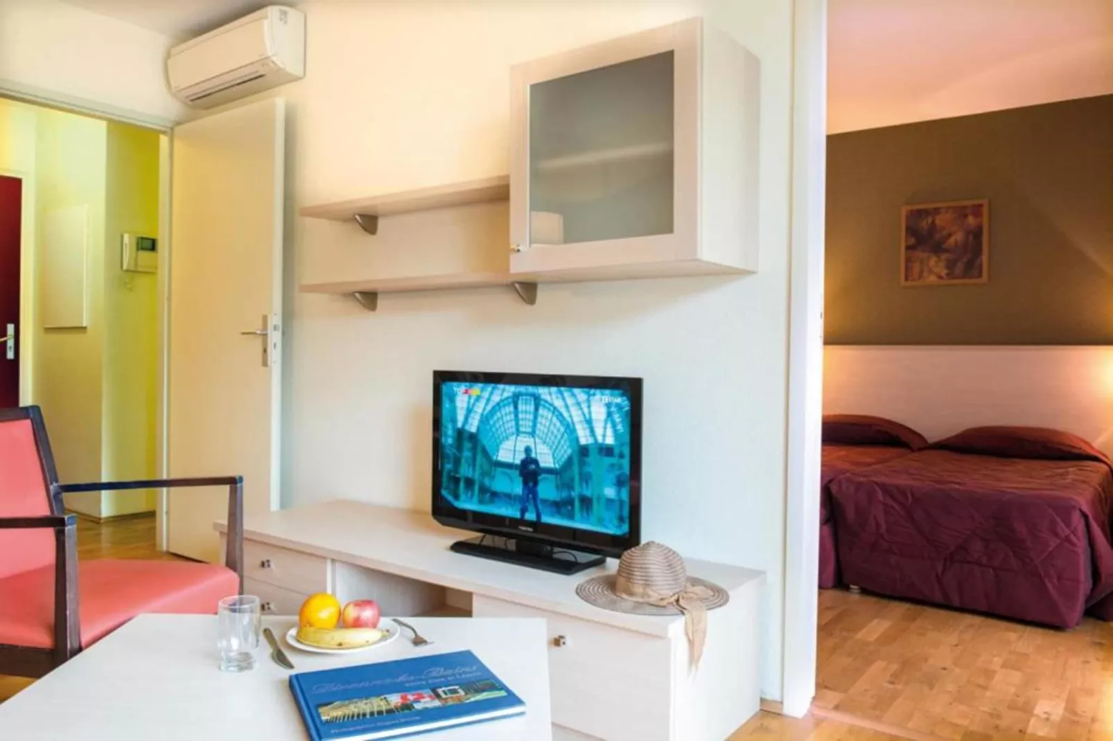 Adonis Divonne-les-Bains T3 - Living room