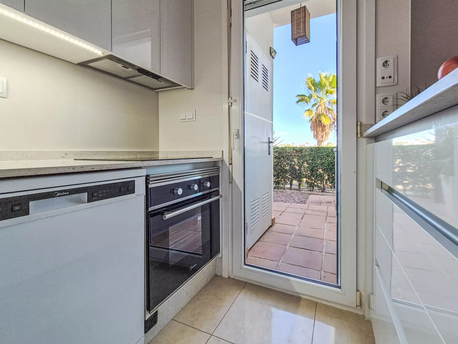 "Casa La Torre" mit Wallbox - Dedans