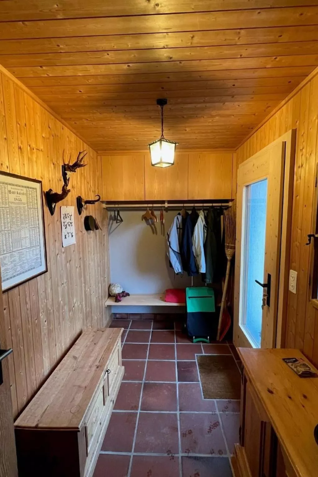 Tgea Beverin - Inside