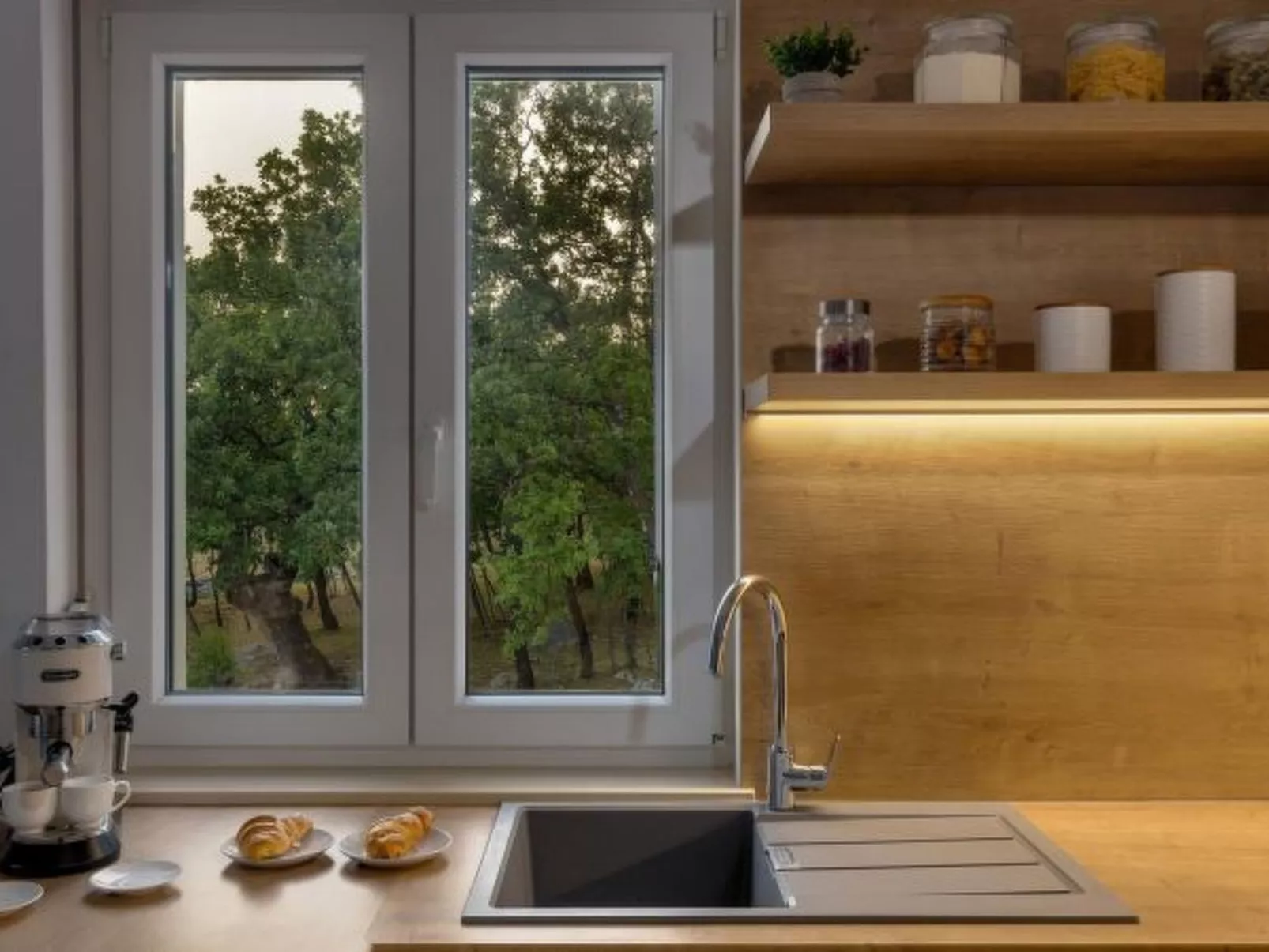 Seaview Villa Deep Green with pool - Image-tags.info