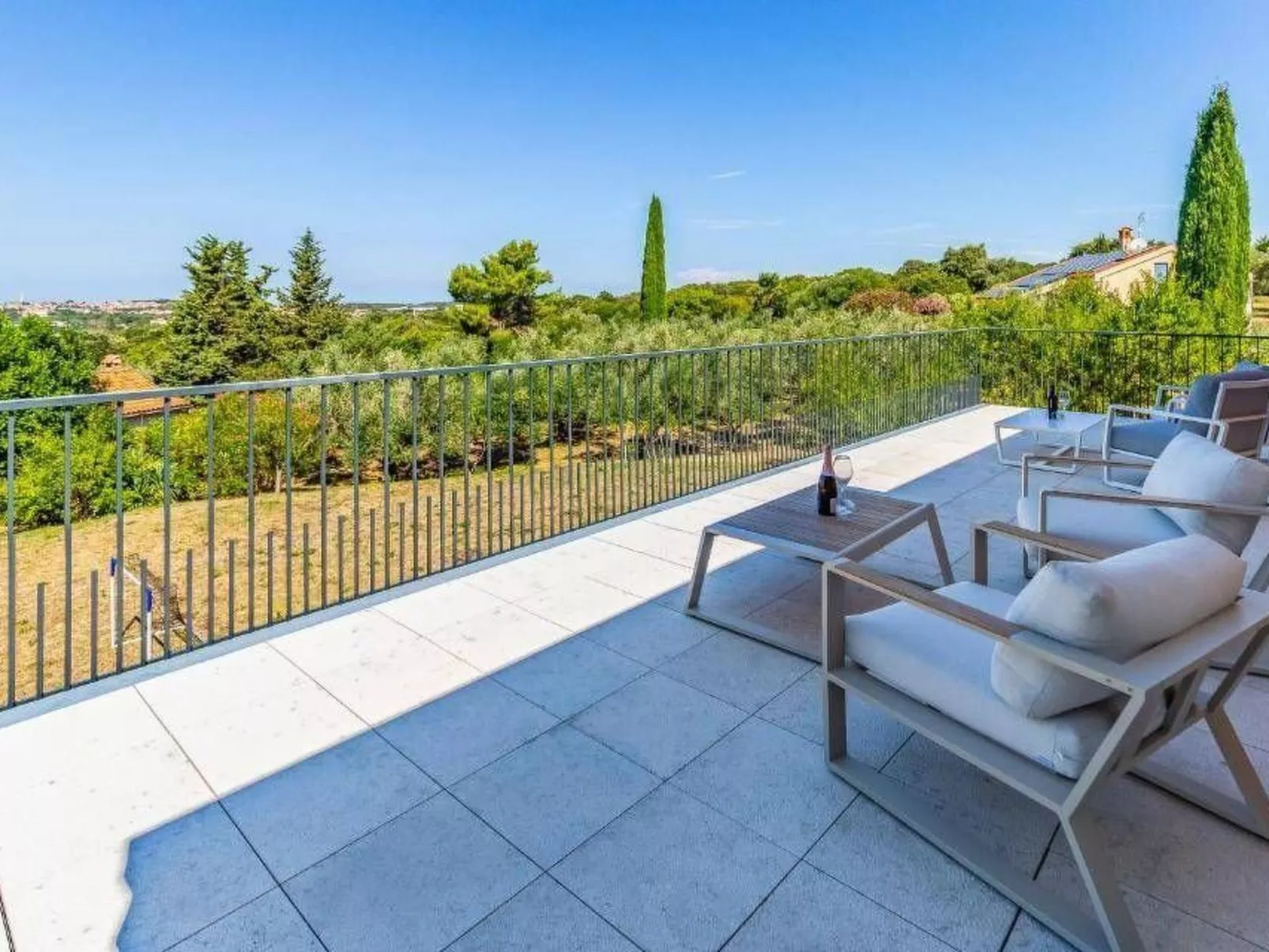 Olive Garden Zimmer - Outside