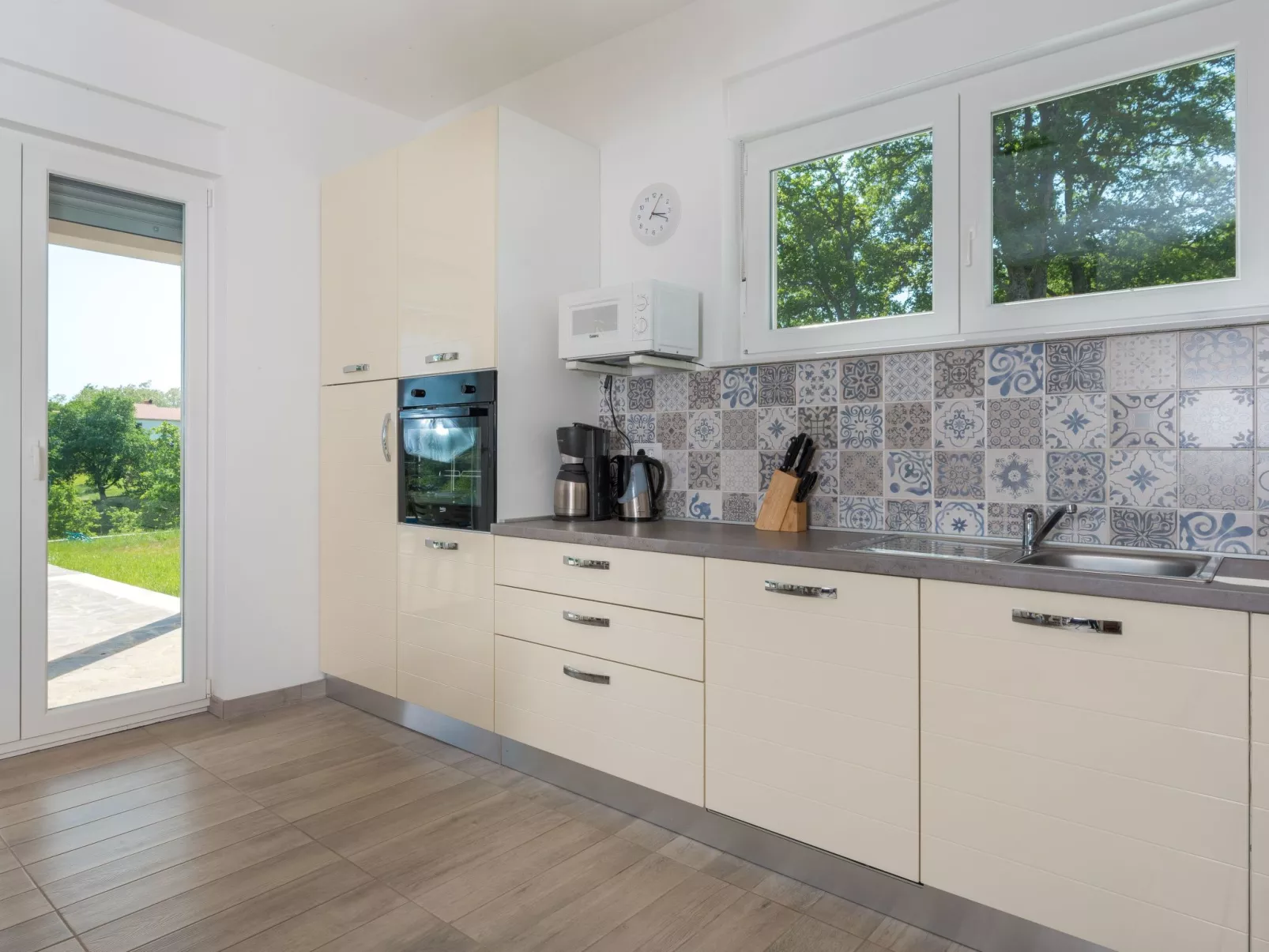 Mit eigenem Pool - Image-tags.info