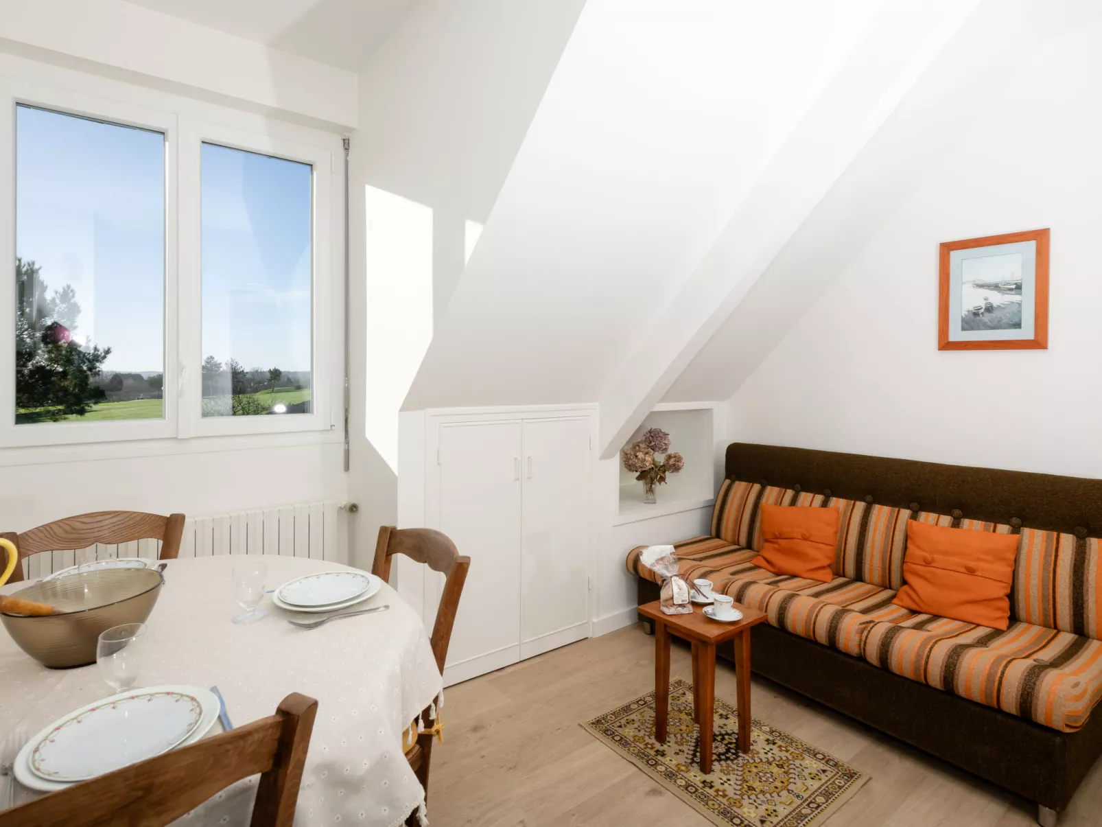 Les Ajoncs - Drinnen