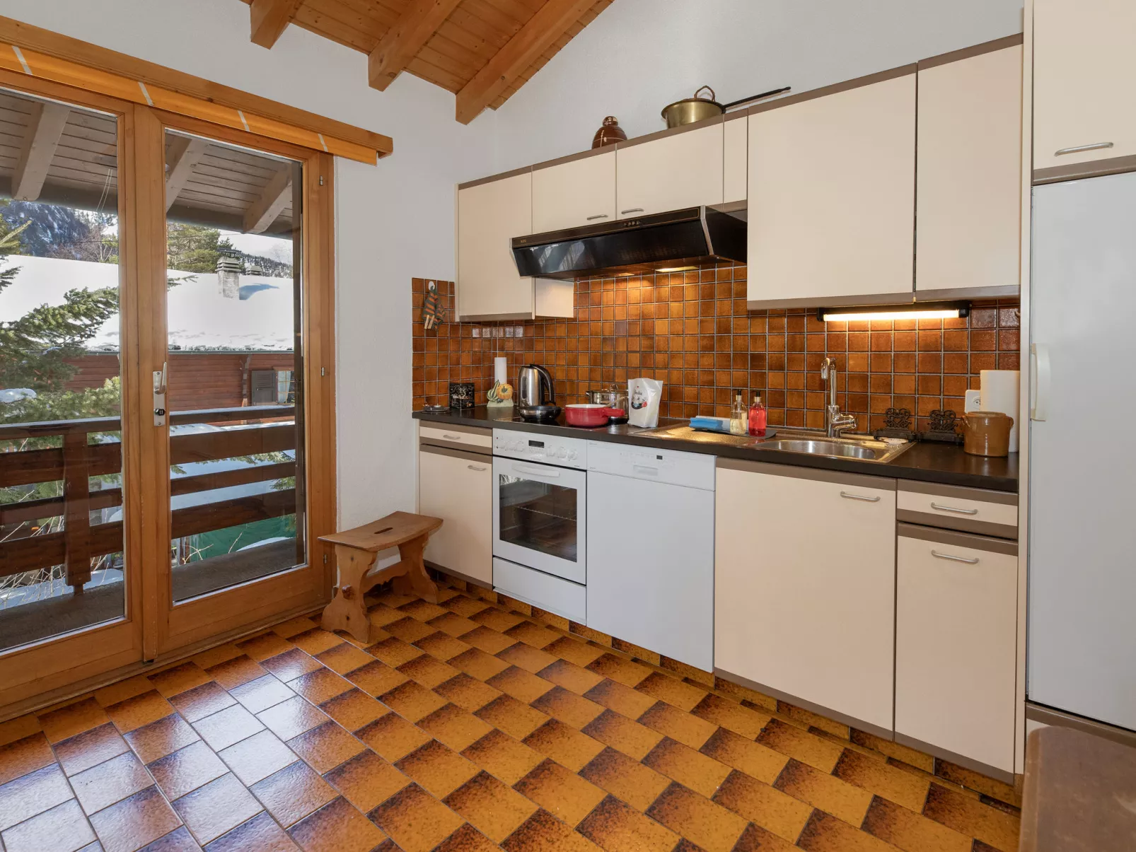 Veni, Vidi, Mansi - Drinnen