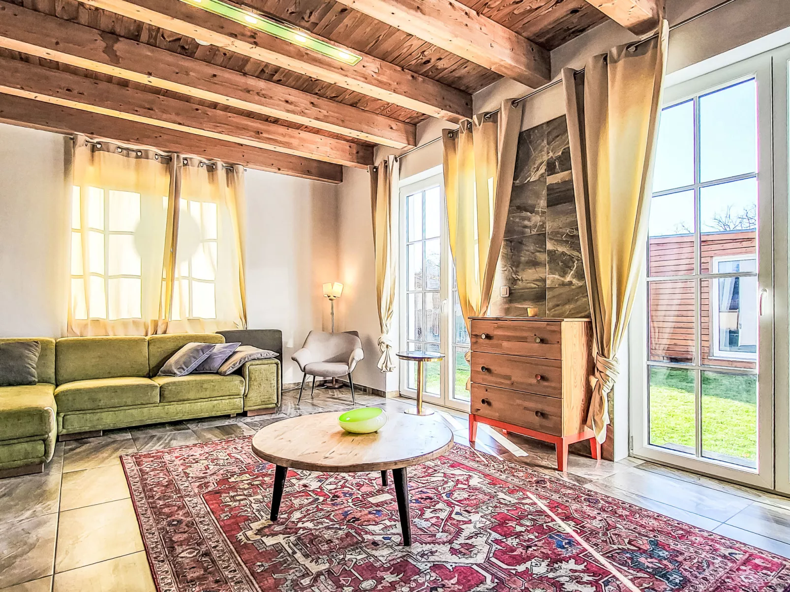 Kallinchen am Motzener See - Drinnen